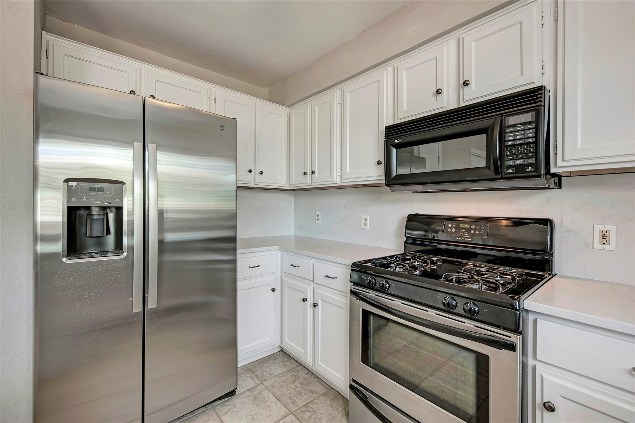 2804 Sissinghurst Dr, Austin, TX 78745