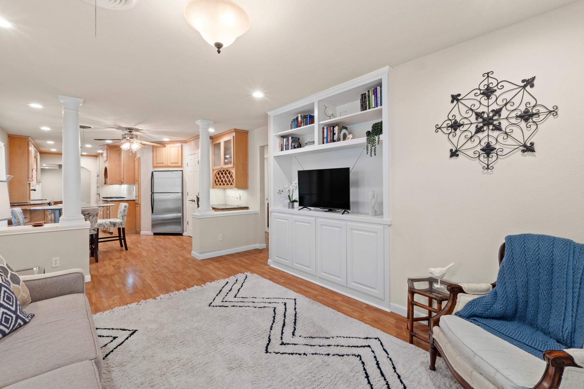 8501 Kromer St, Austin, TX 78757