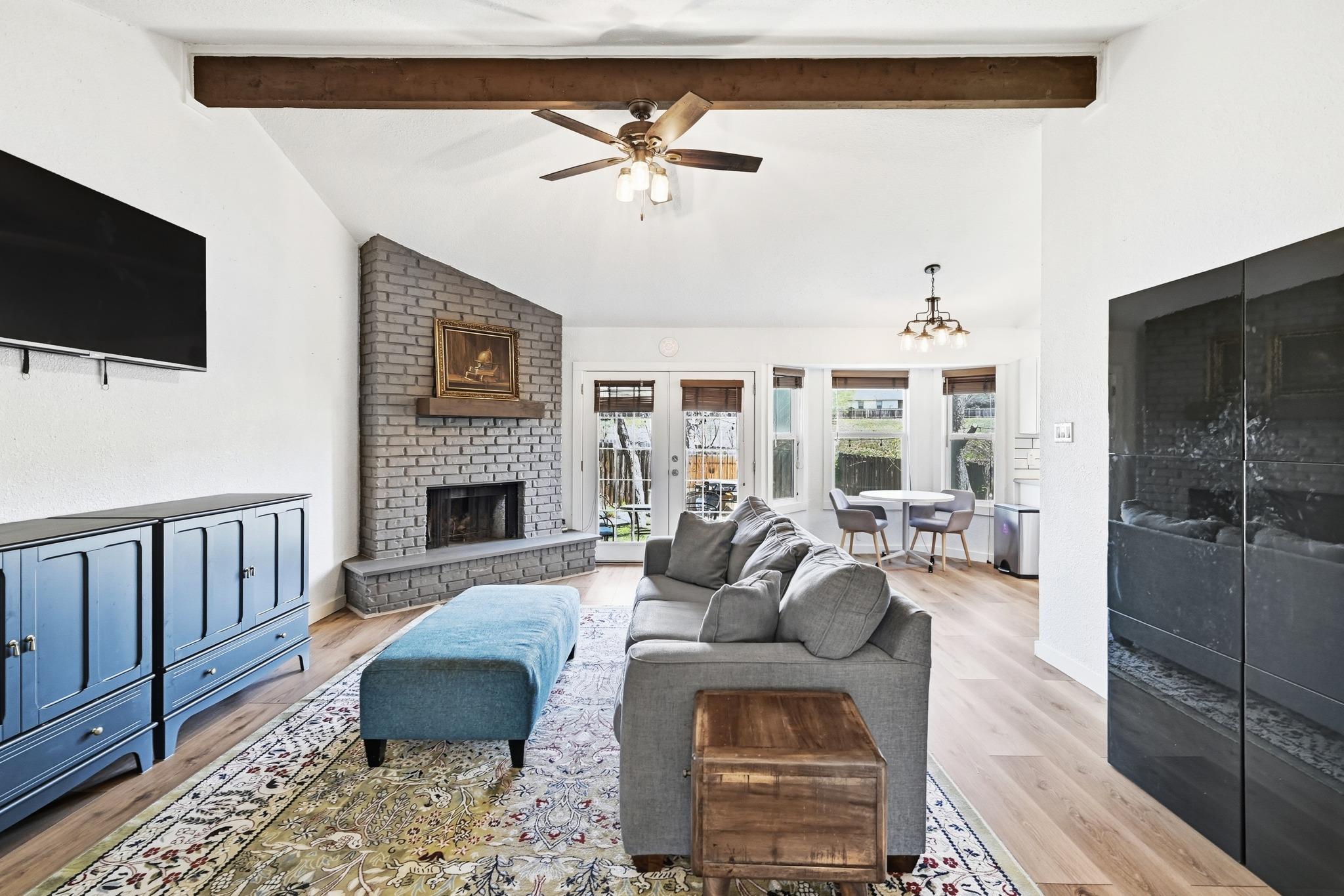 5610 Fence Row, Austin, TX 78744