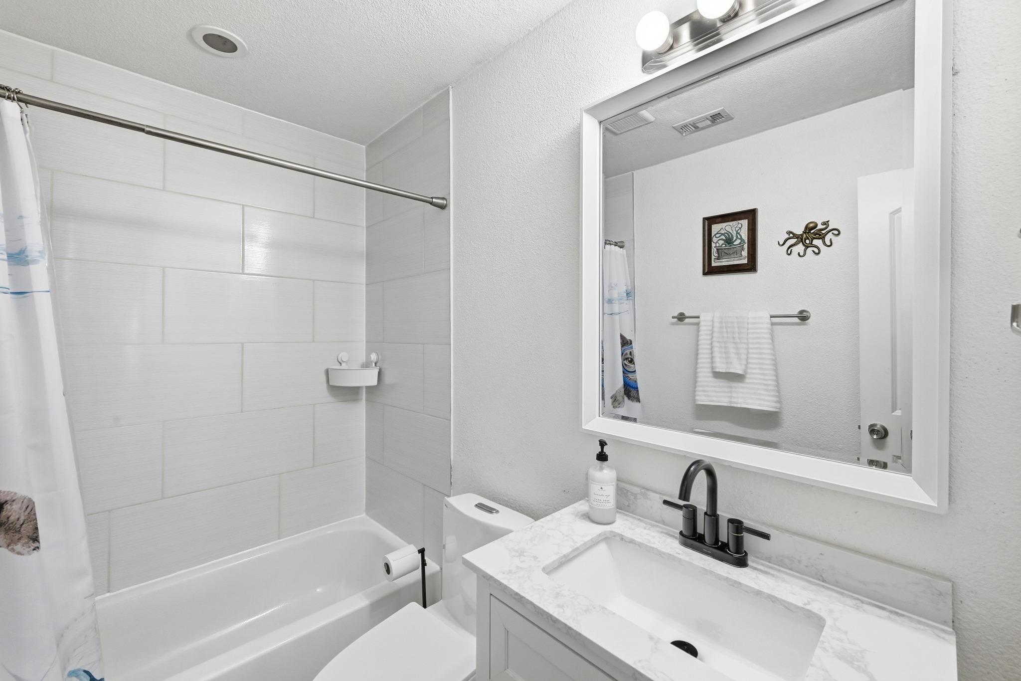 5610 Fence Row, Austin, TX 78744