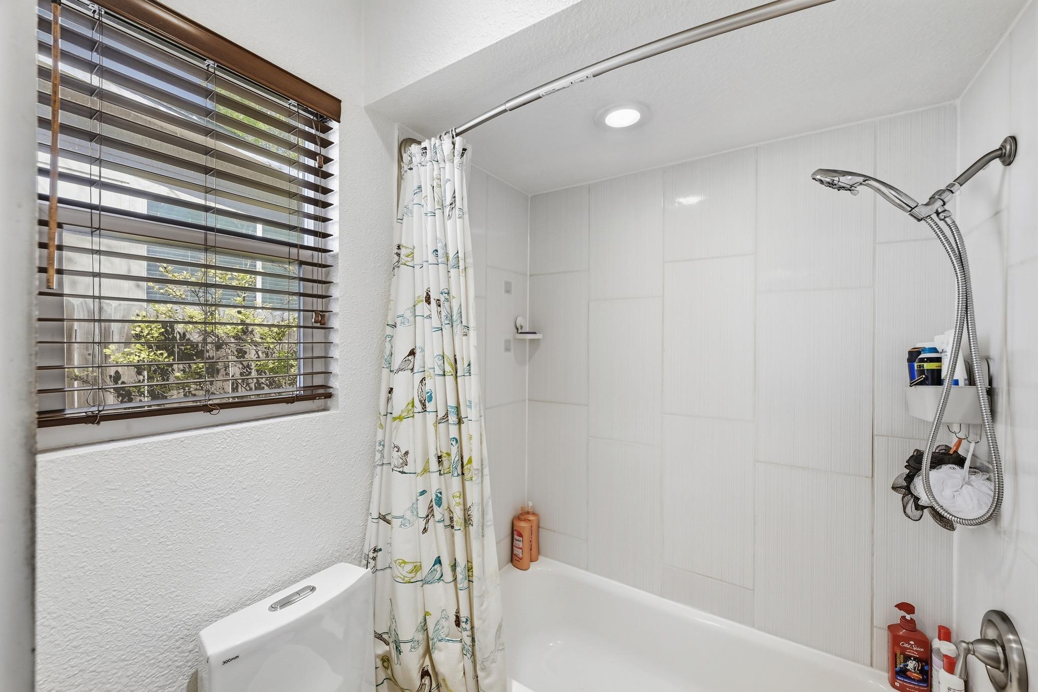 5610 Fence Row, Austin, TX 78744