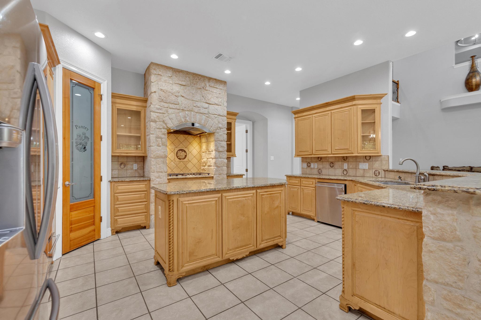 1130 Whispering Water, Spring Branch, TX 78070