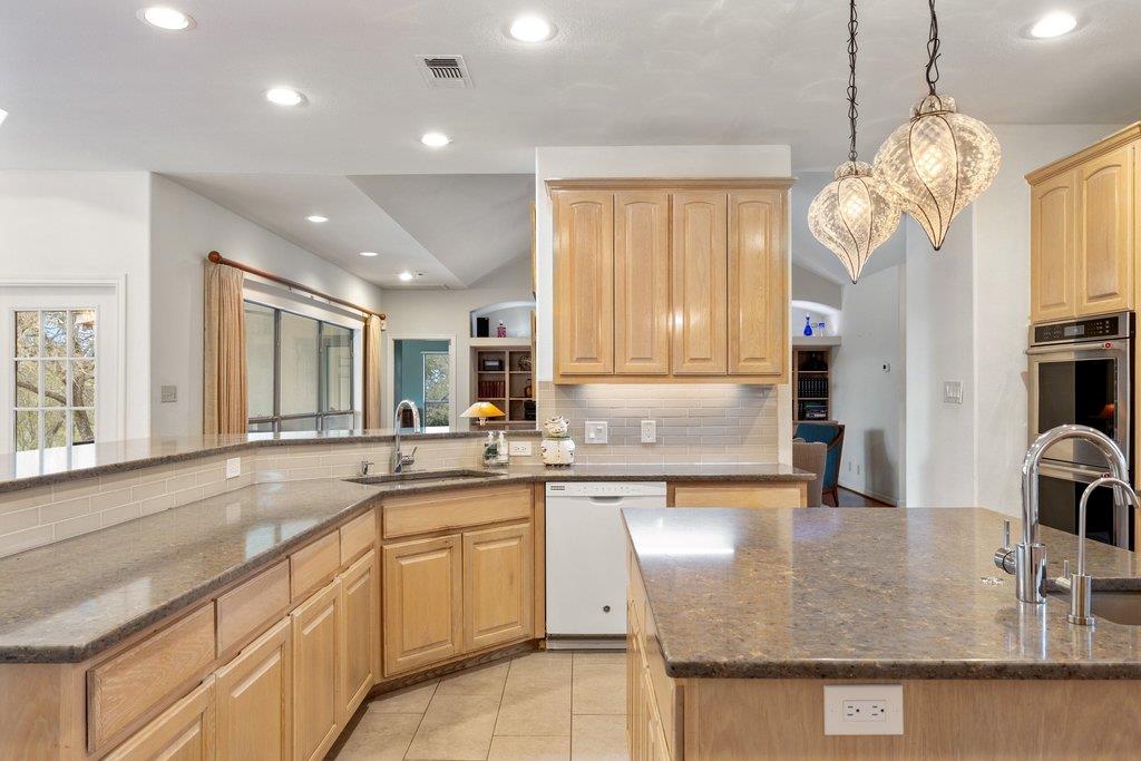 350 Buffalo Springs Rd, New Braunfels, TX 78132