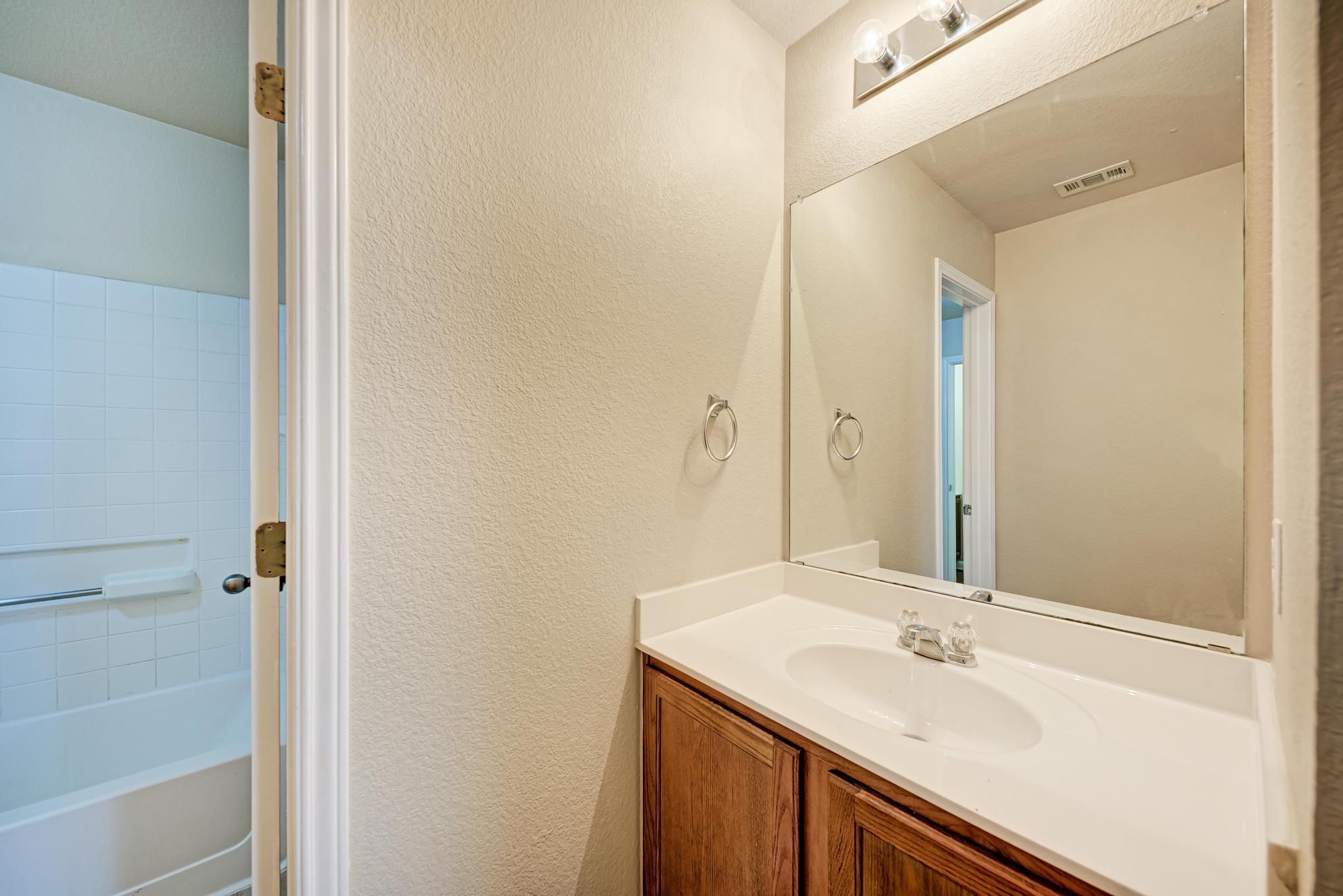 18613 White Water Cv, Pflugerville, TX 78660