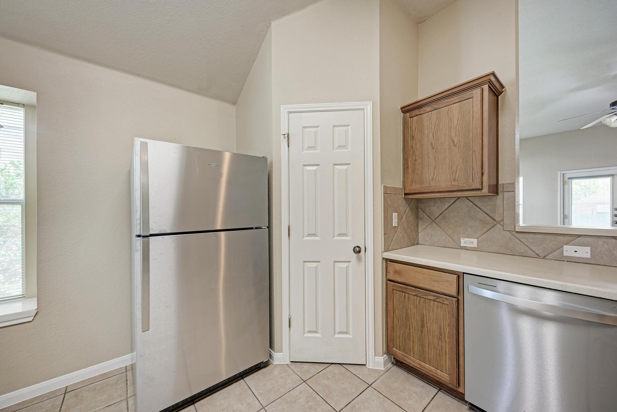 18613 White Water Cv, Pflugerville, TX 78660