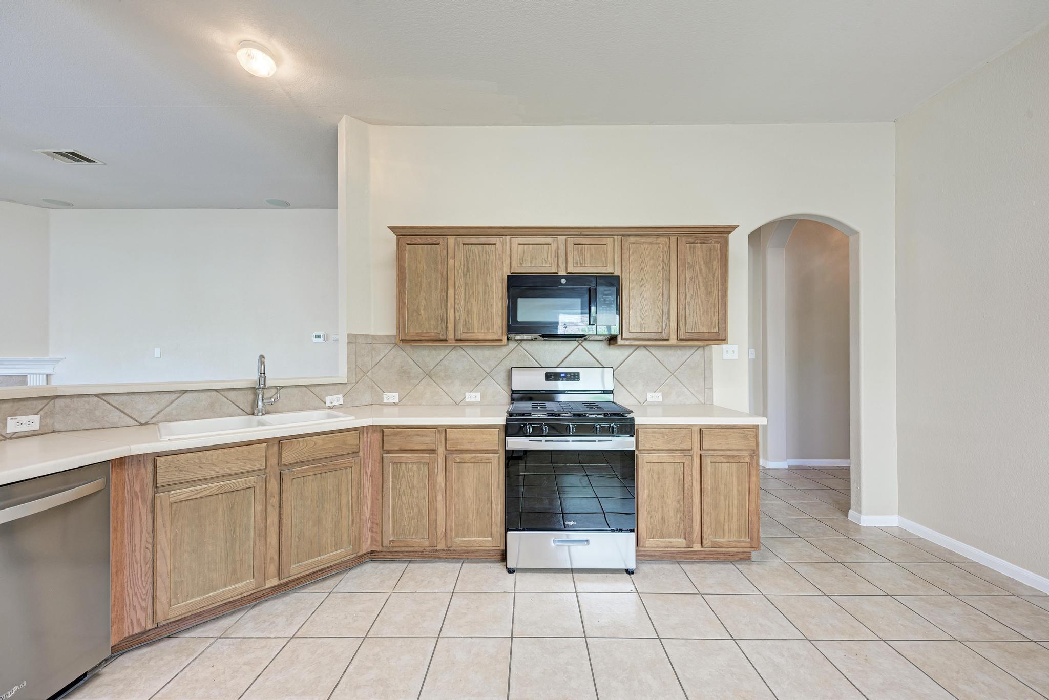 18613 White Water Cv, Pflugerville, TX 78660