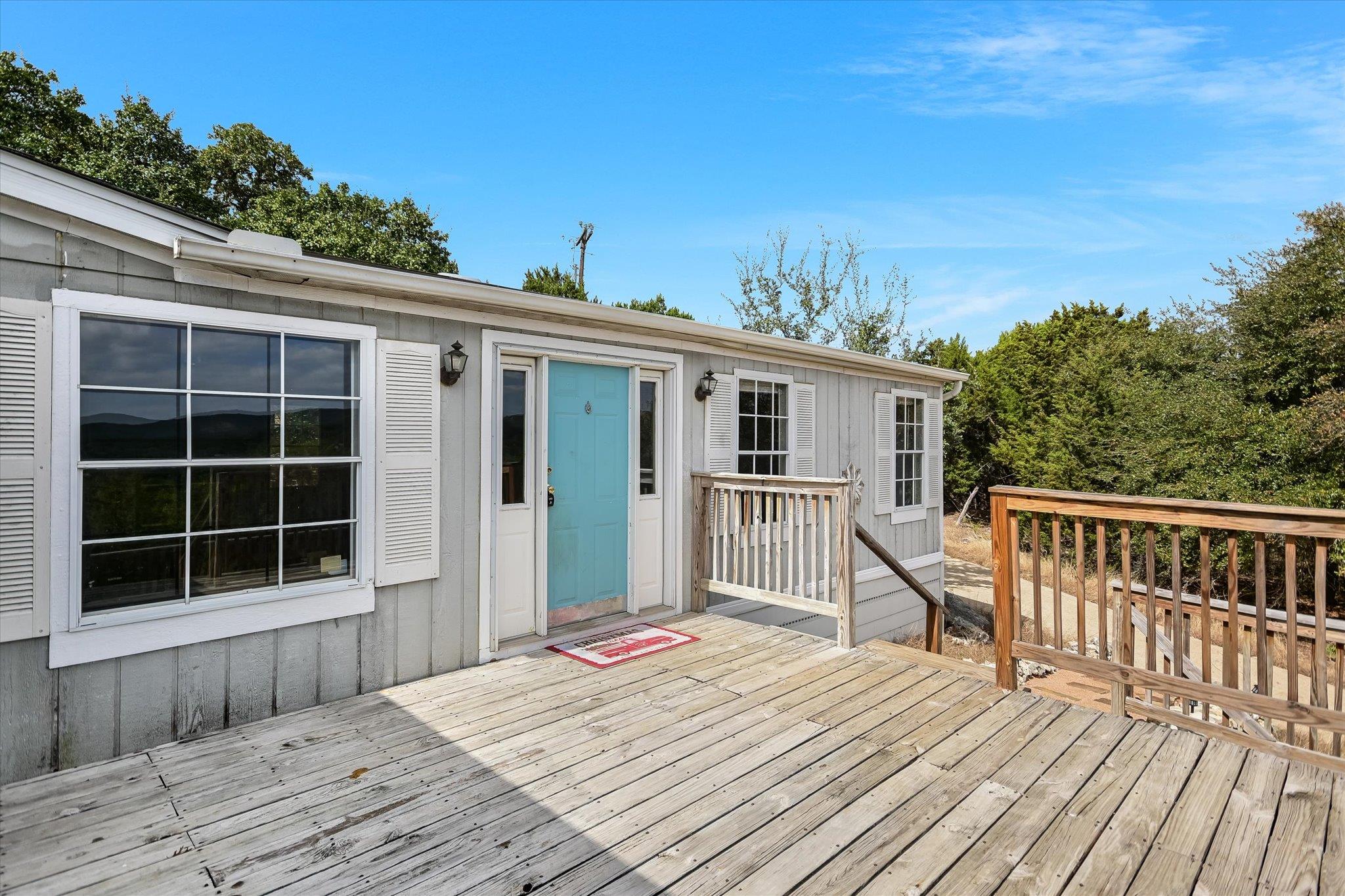 217 Rousey St, Canyon Lake, TX 78133