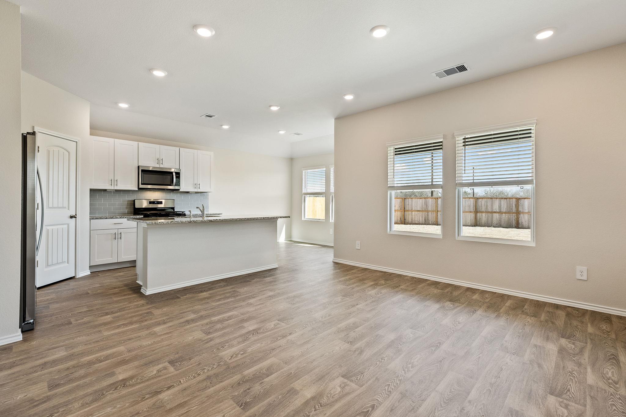 1702 Miller Ter, Lockhart, TX 78644