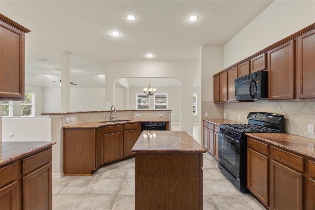 2005 Tranquility Ln, Pflugerville, TX 78660