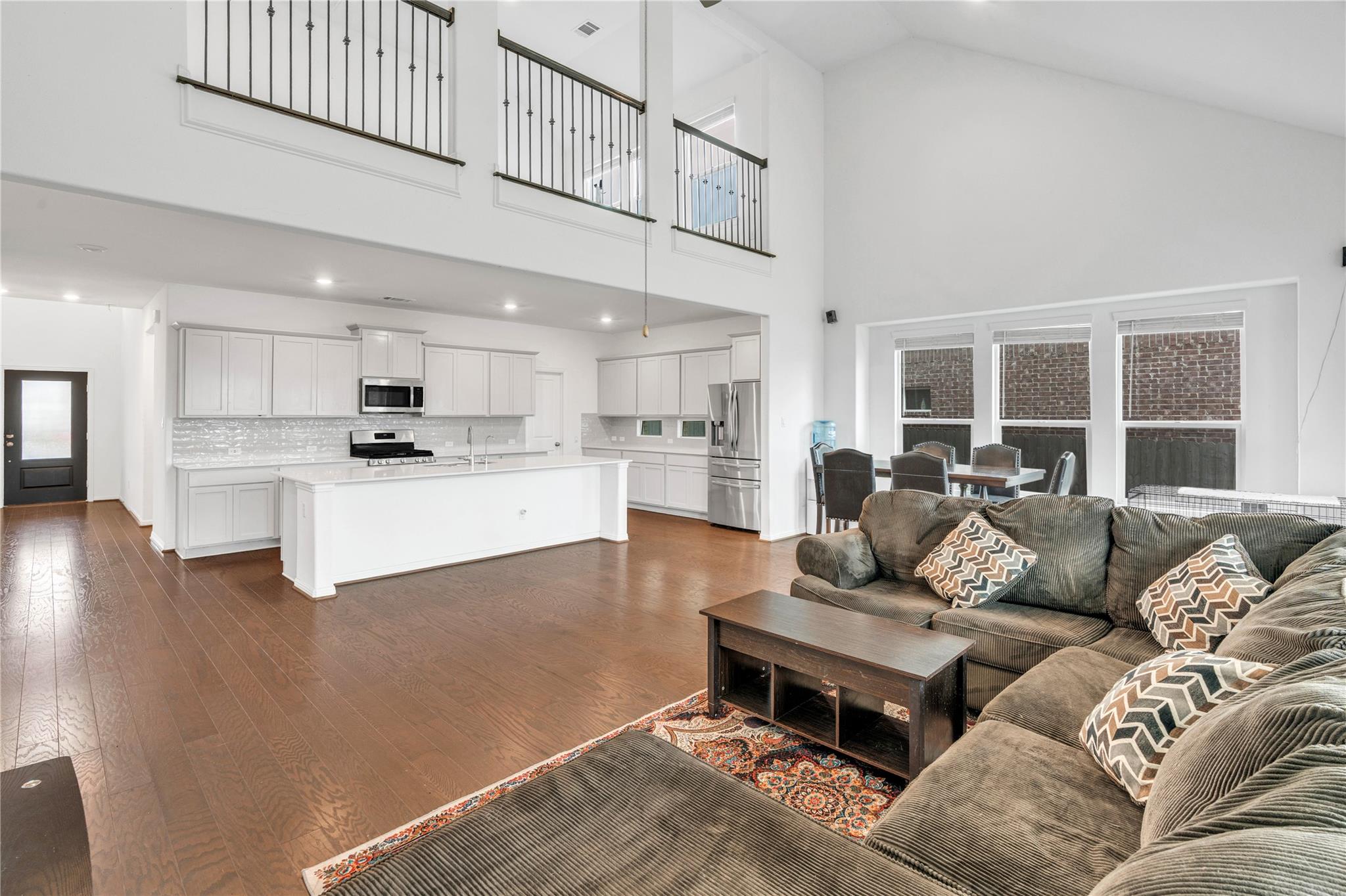 133 Lenera Dr, Liberty Hill, TX 78642