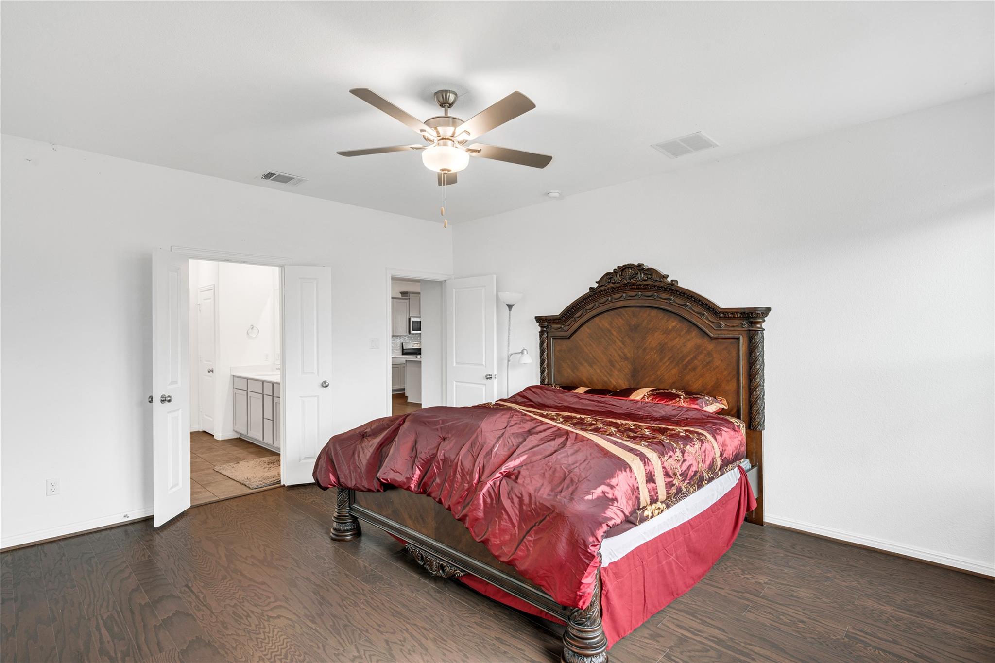 133 Lenera Dr, Liberty Hill, TX 78642