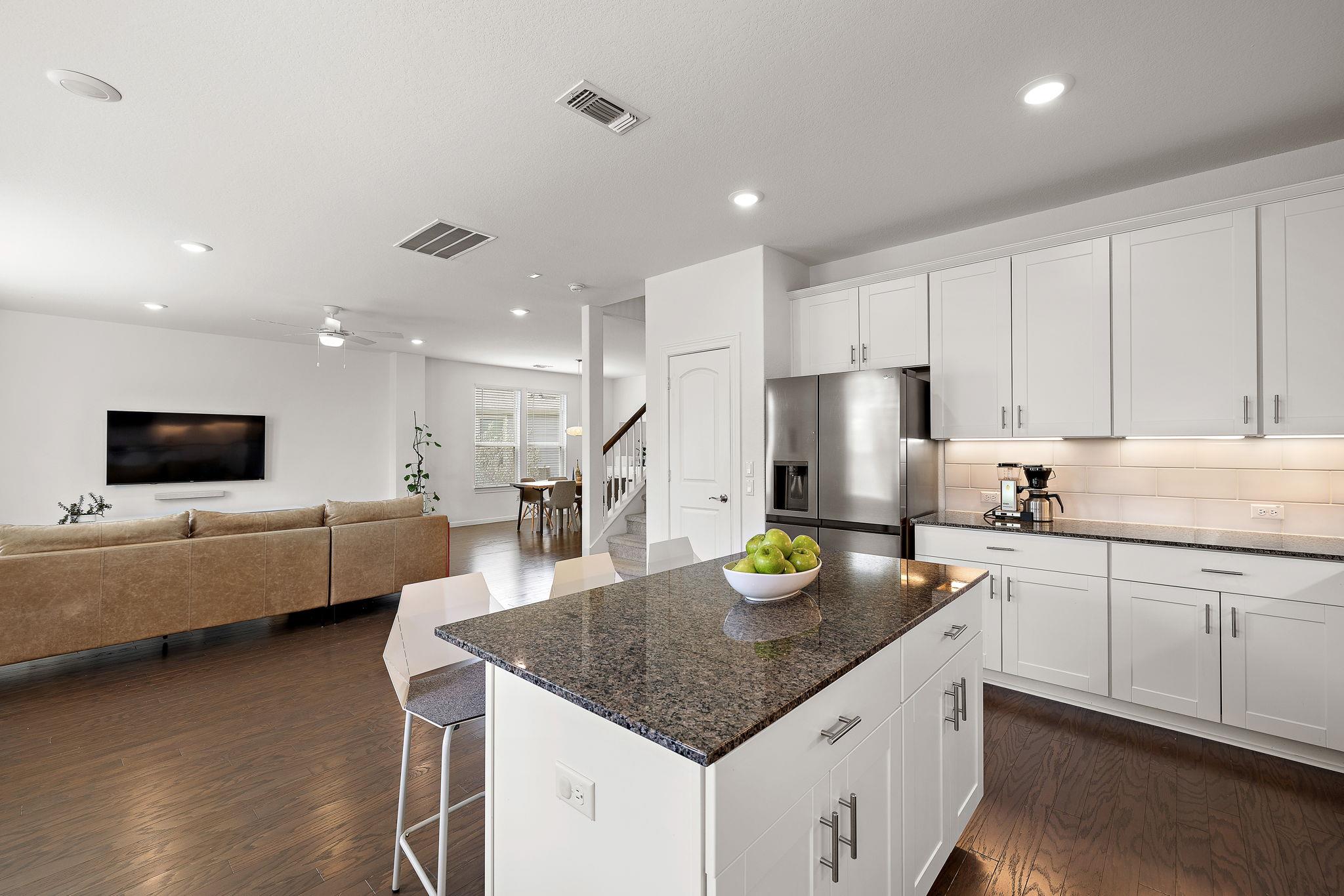 7005 Van Buren Ln, Austin, TX 78724