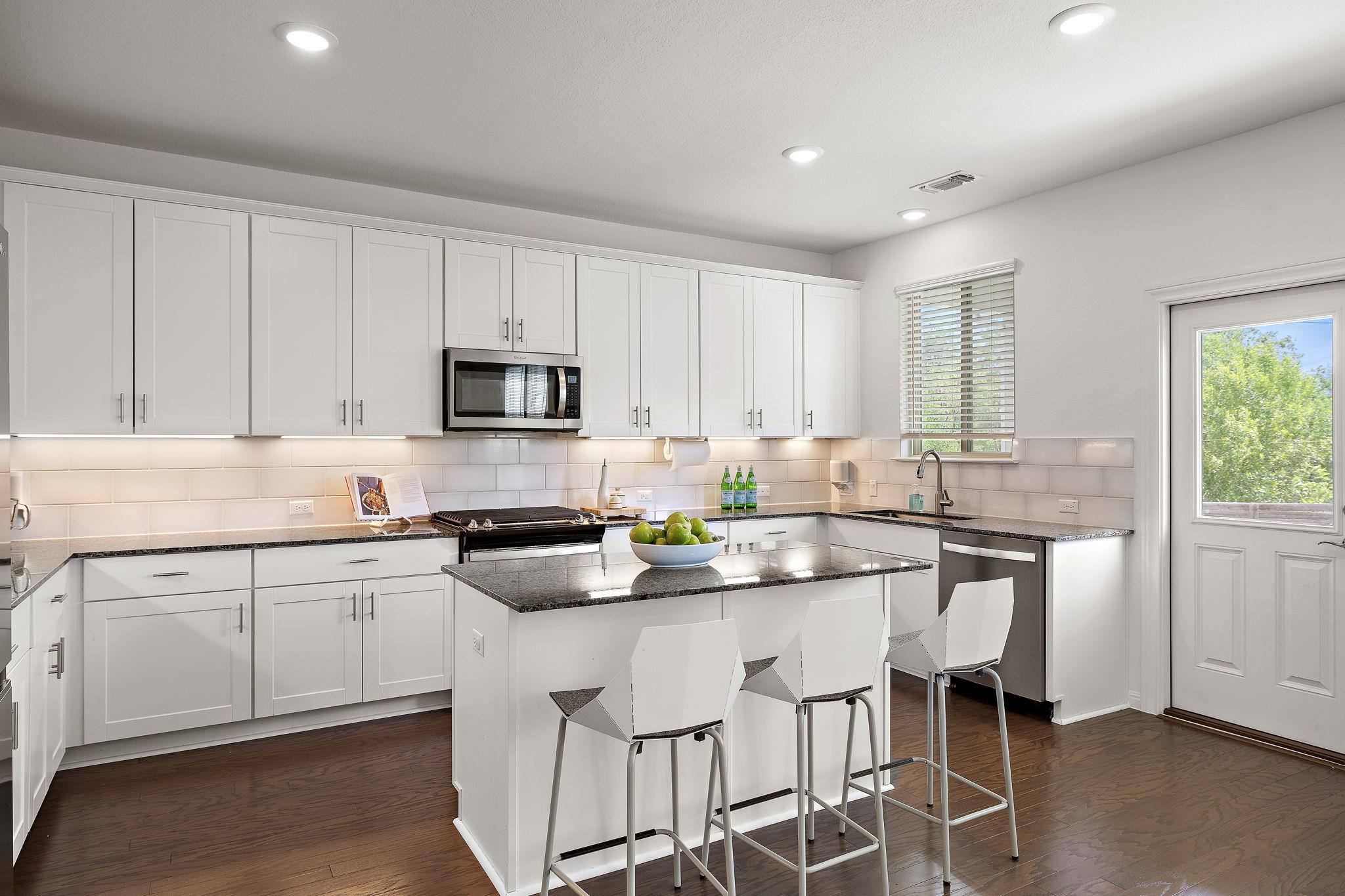 7005 Van Buren Ln, Austin, TX 78724