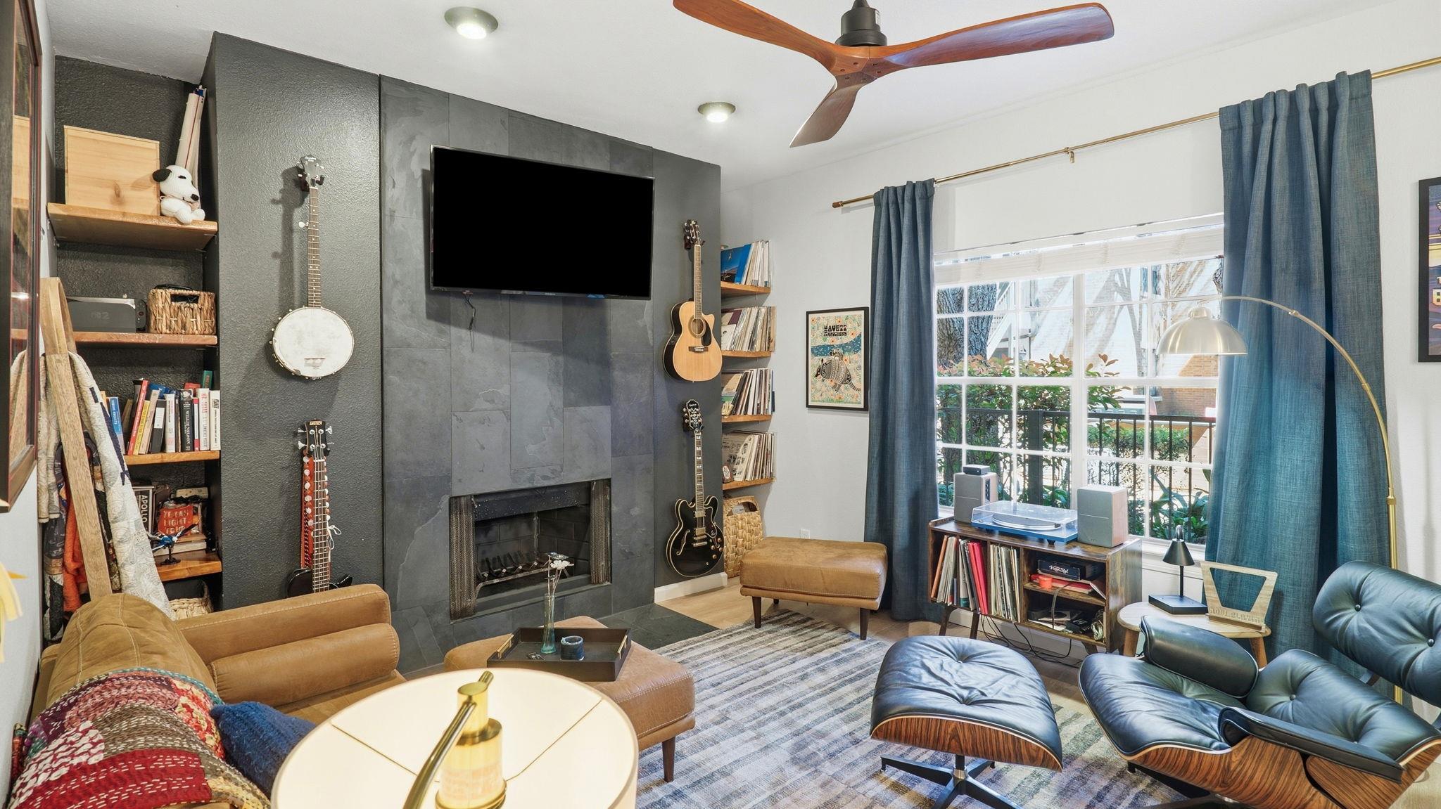 203 E 31st St # 102, Austin, TX 78705