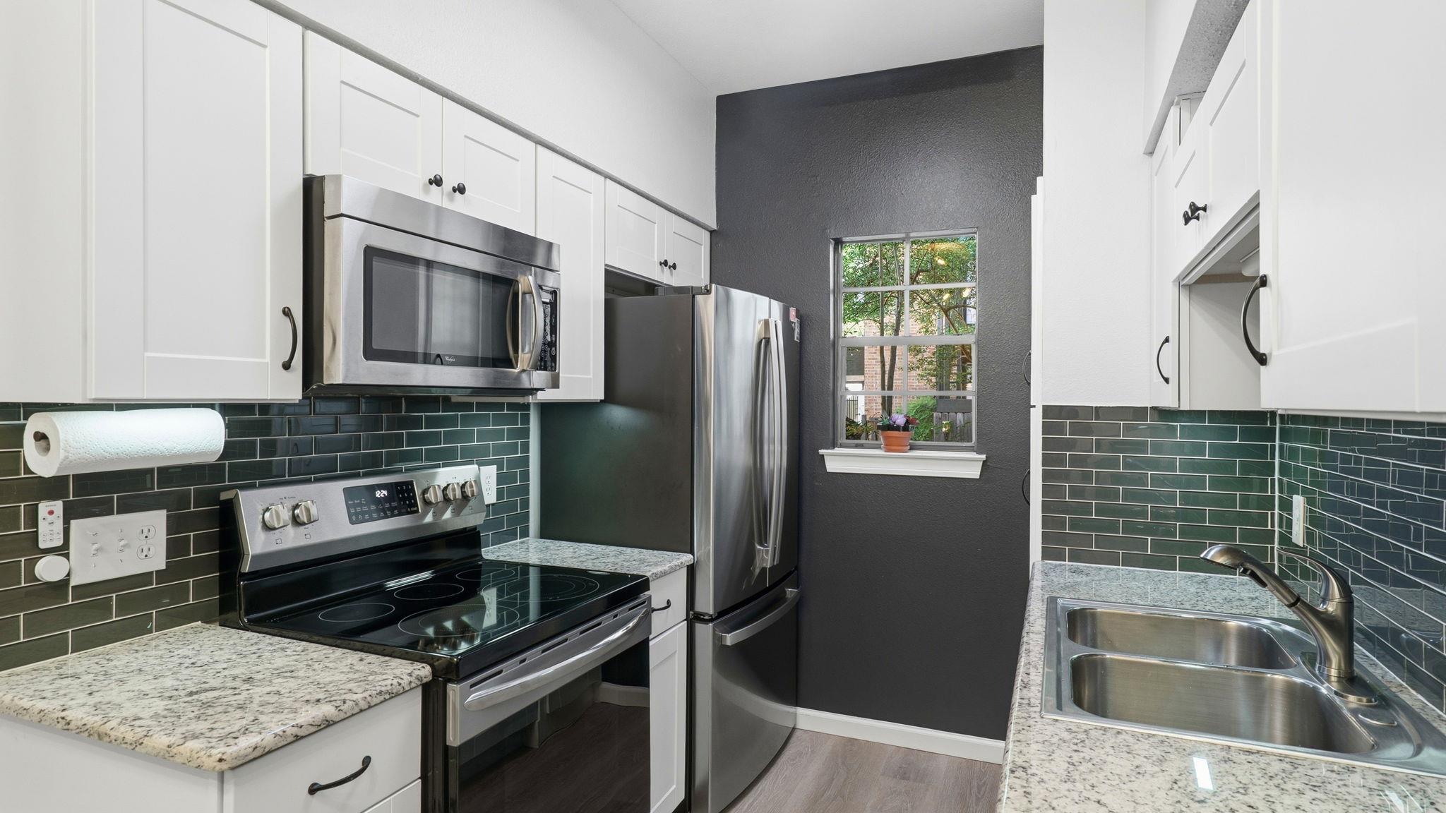 203 E 31st St # 102, Austin, TX 78705