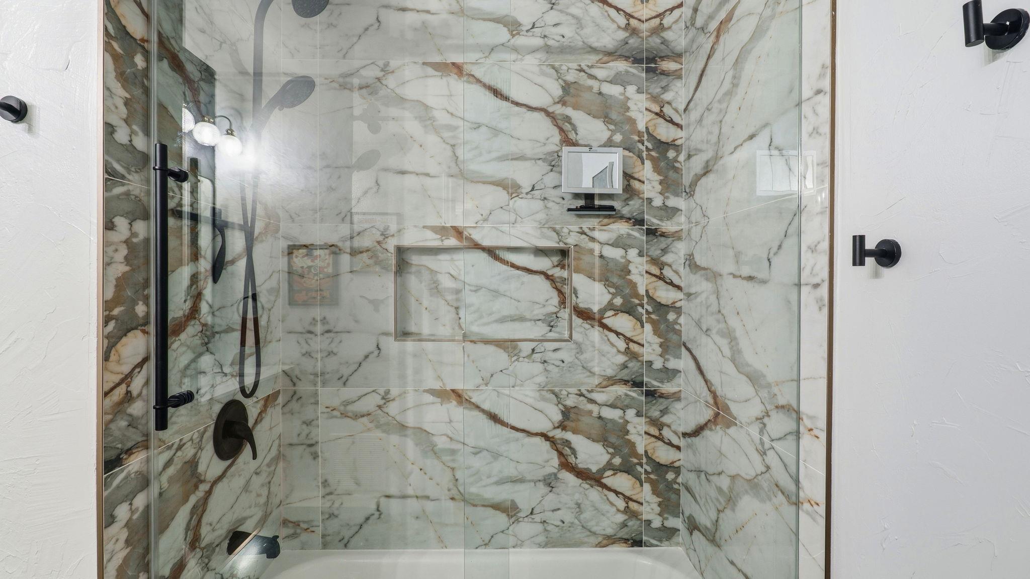 203 E 31st St # 102, Austin, TX 78705