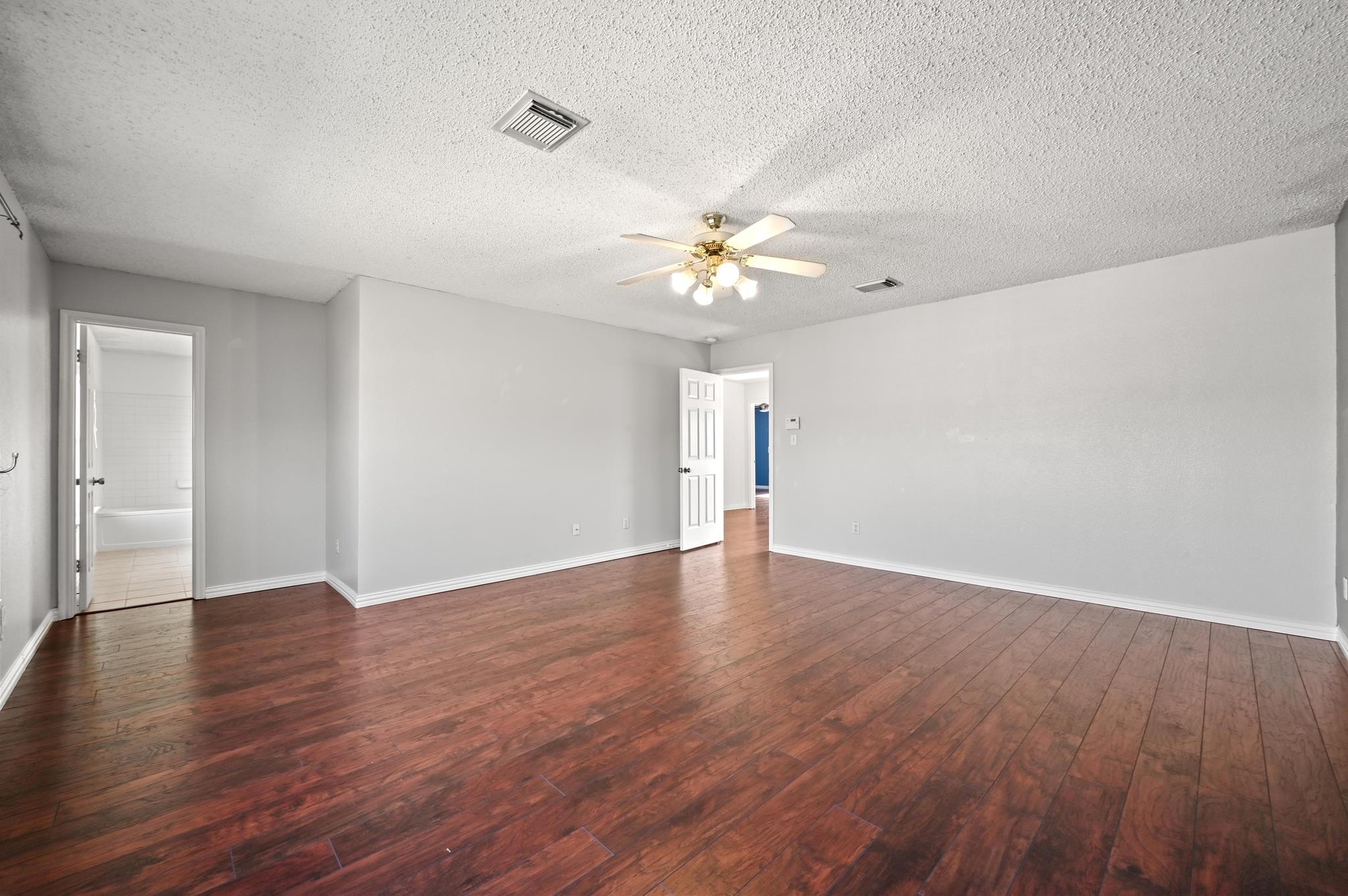 141 Wild Buffalo Dr, Kyle, TX 78640