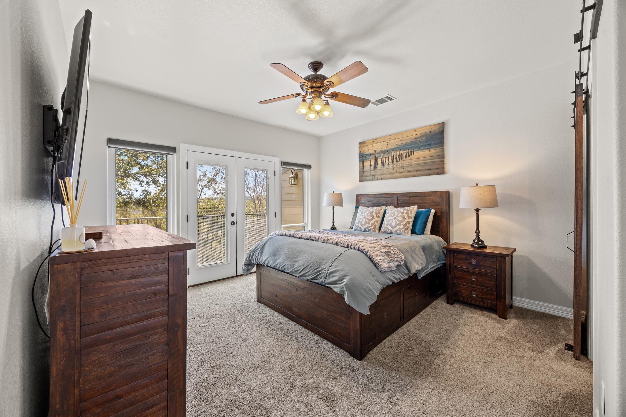 615 Cat Hollow Club Dr # A, Spicewood, TX 78669