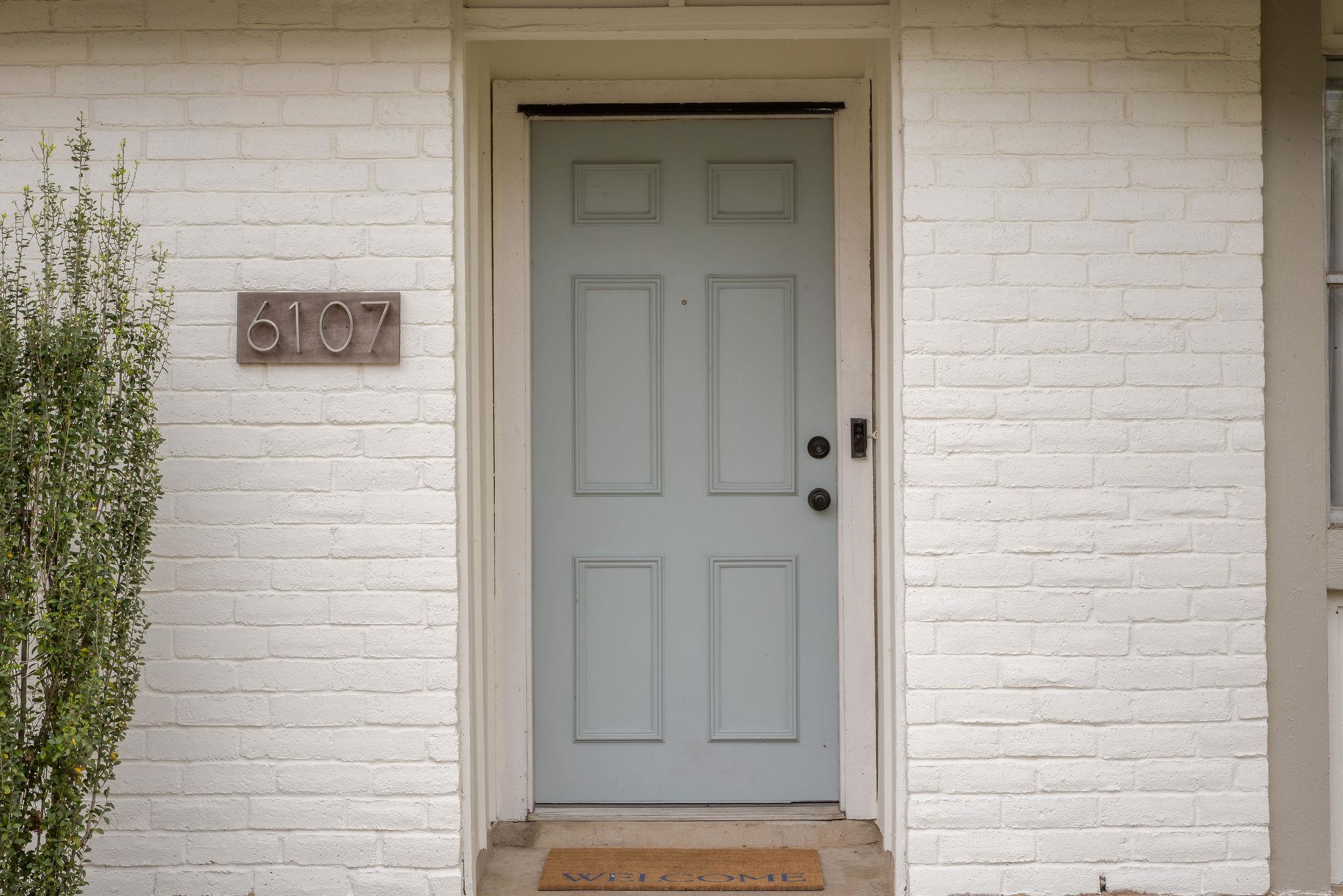 6107 Harwin Ln, Austin, TX 78745