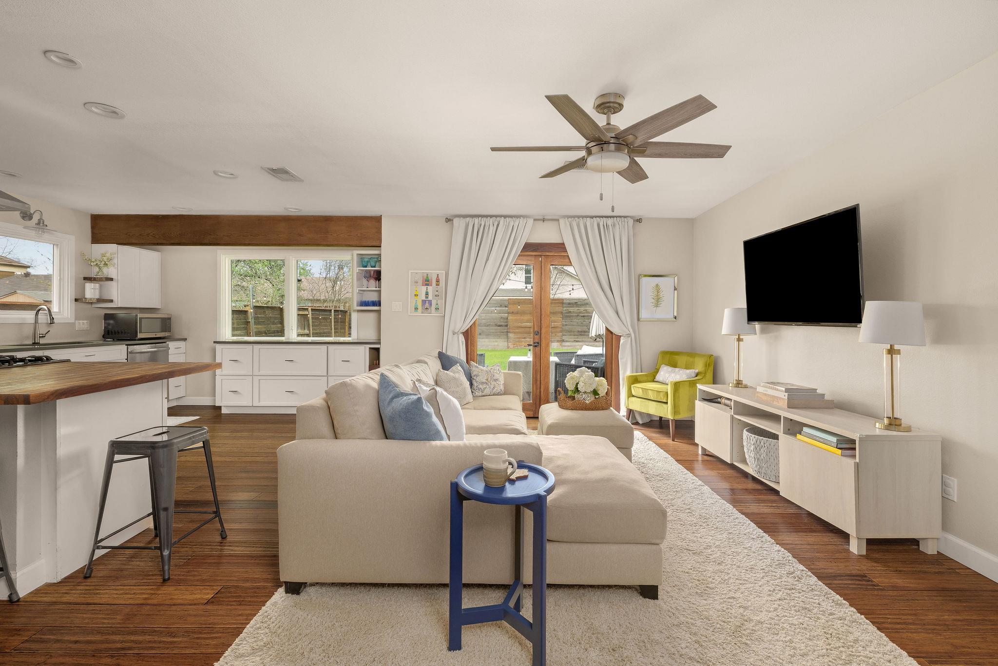 6107 Harwin Ln, Austin, TX 78745