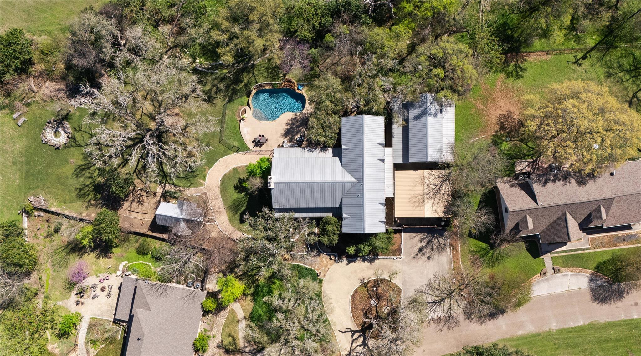 913 Southridge Rd, Salado, TX 76571