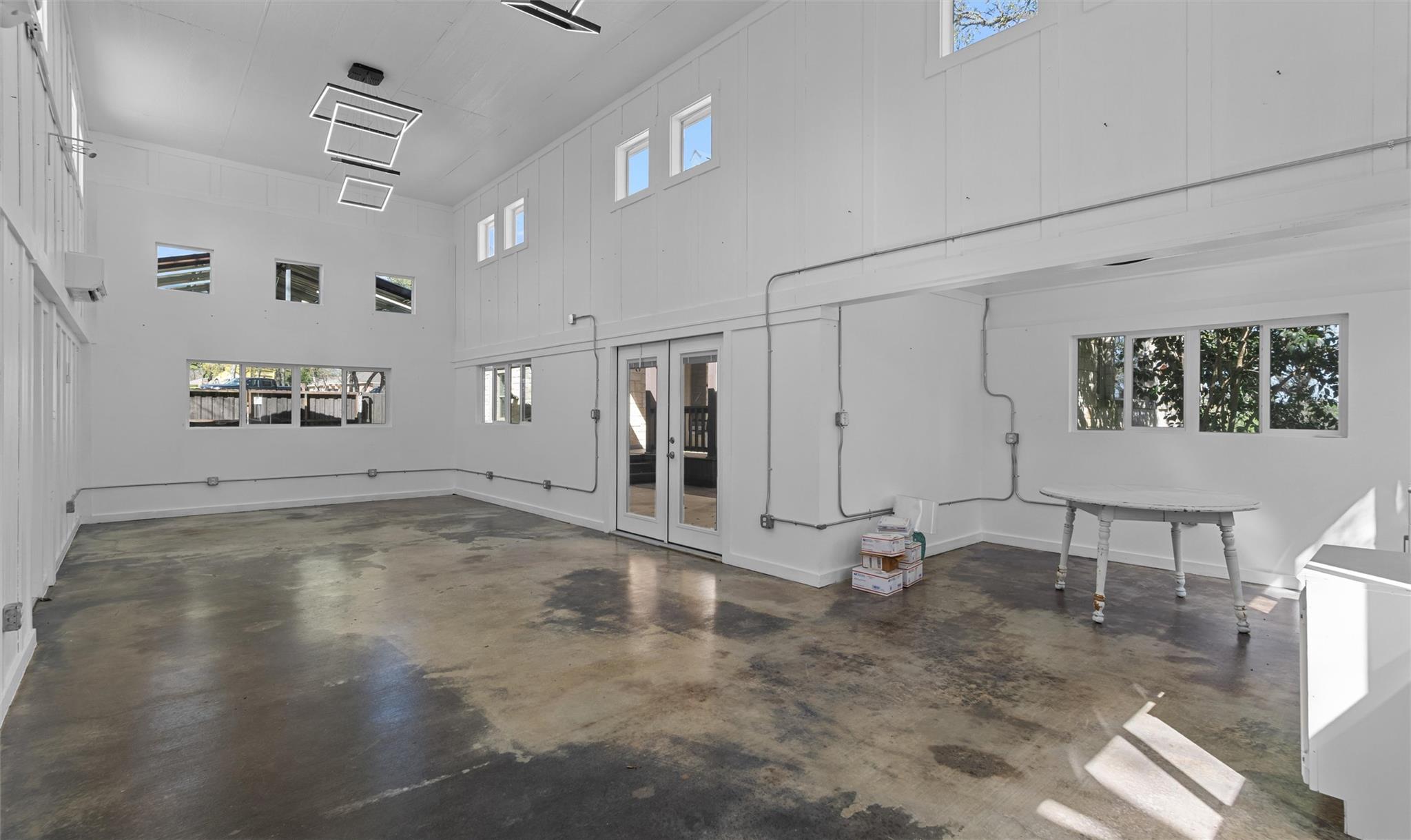 913 Southridge Rd, Salado, TX 76571