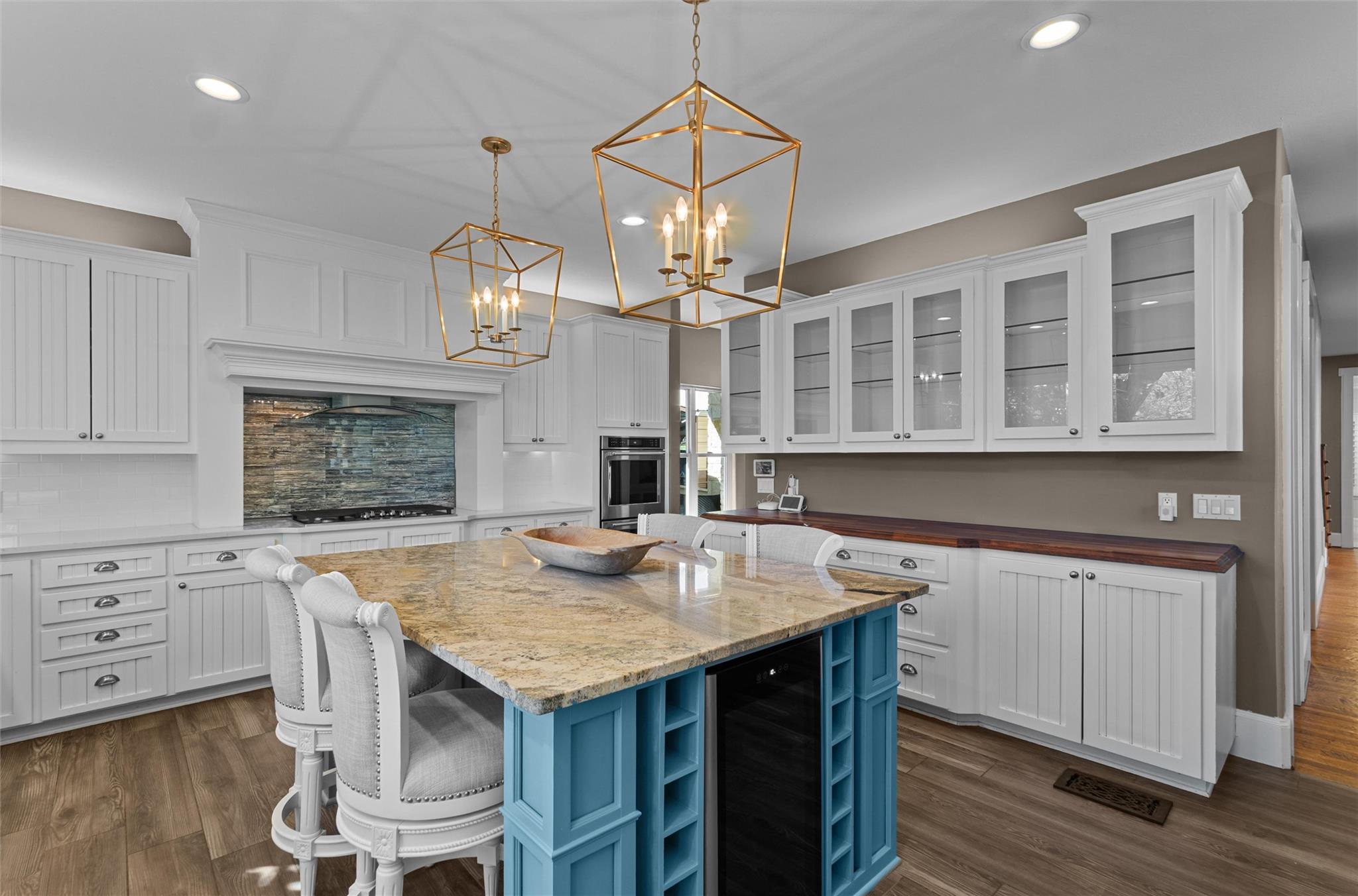 913 Southridge Rd, Salado, TX 76571