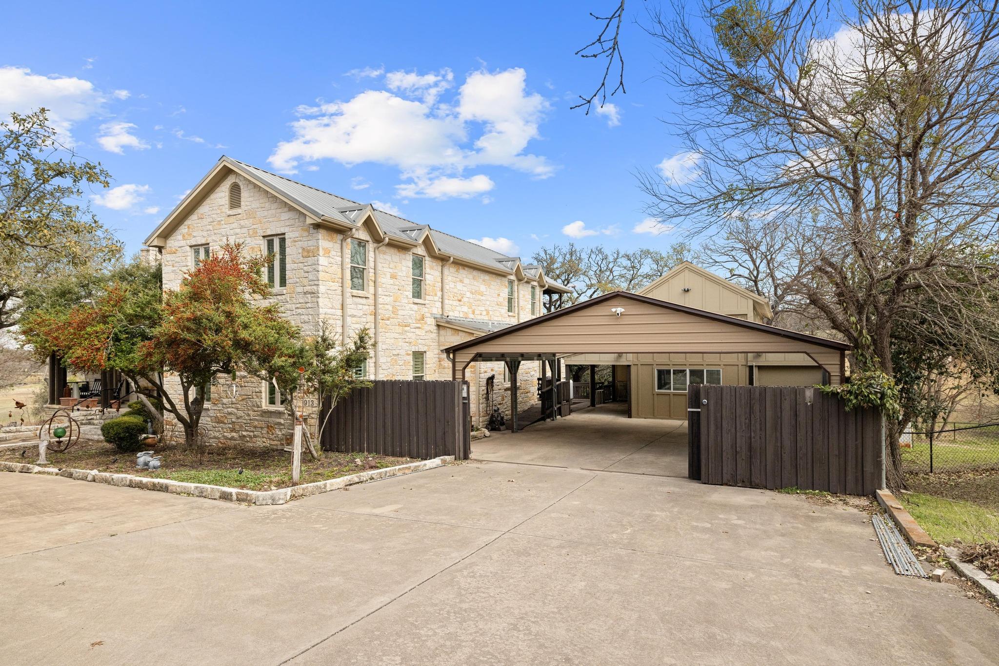 913 Southridge Rd, Salado, TX 76571