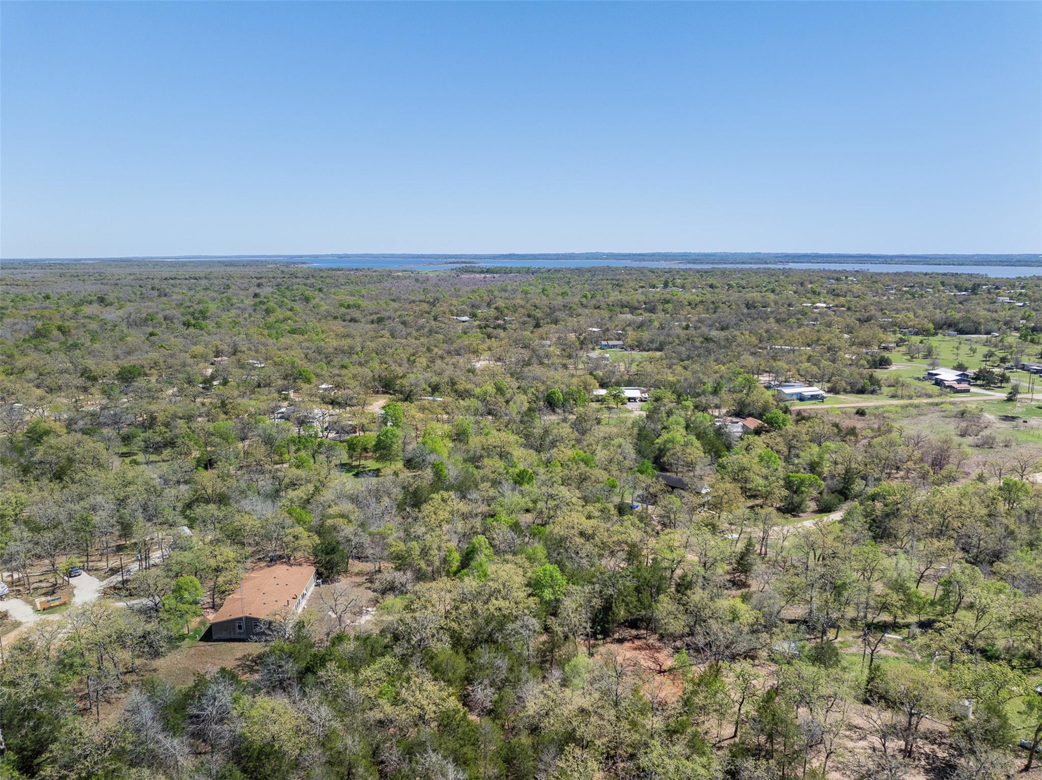 411 Cowboys Dr, Somerville, TX 77879