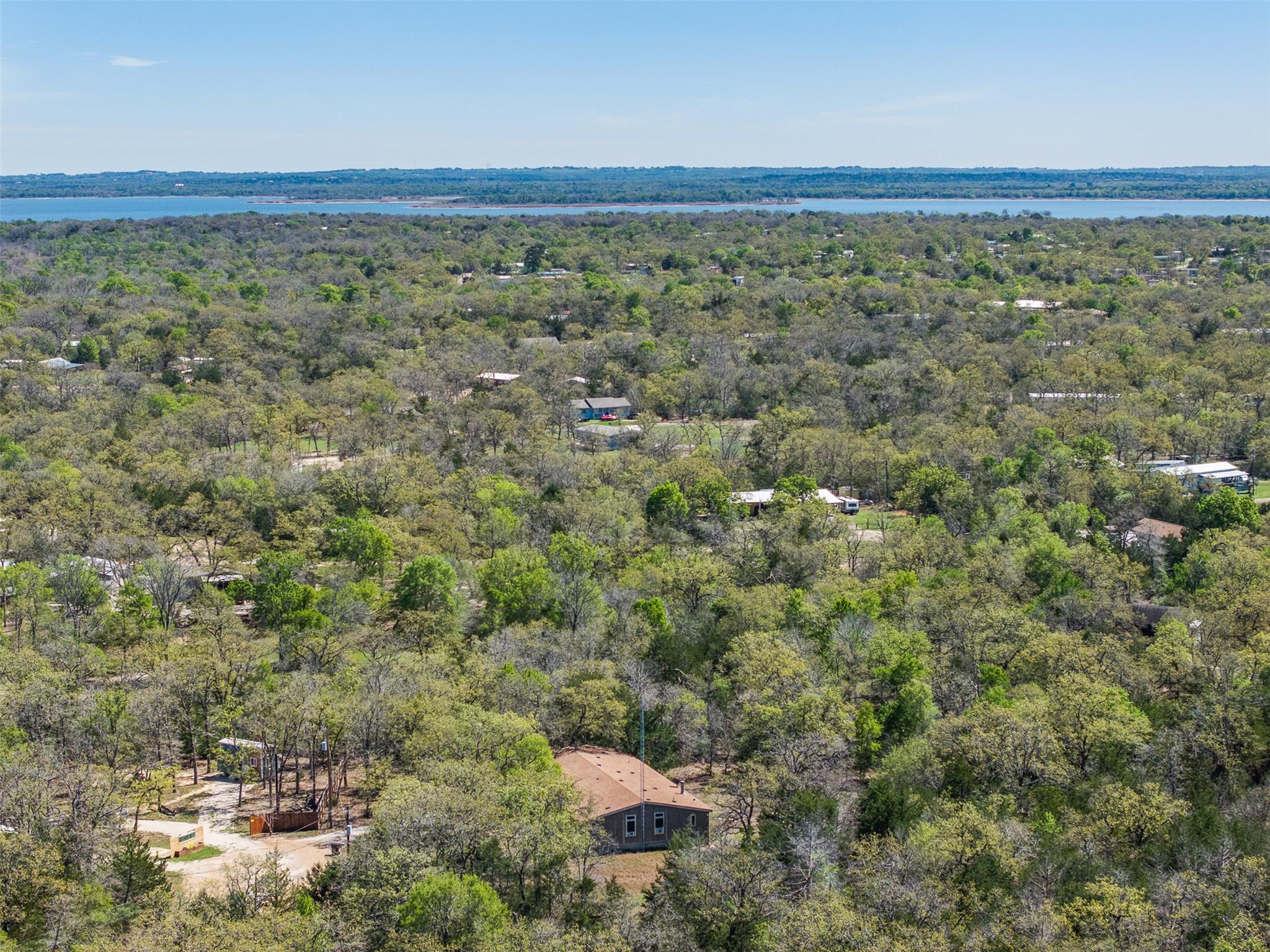 411 Cowboys Dr, Somerville, TX 77879