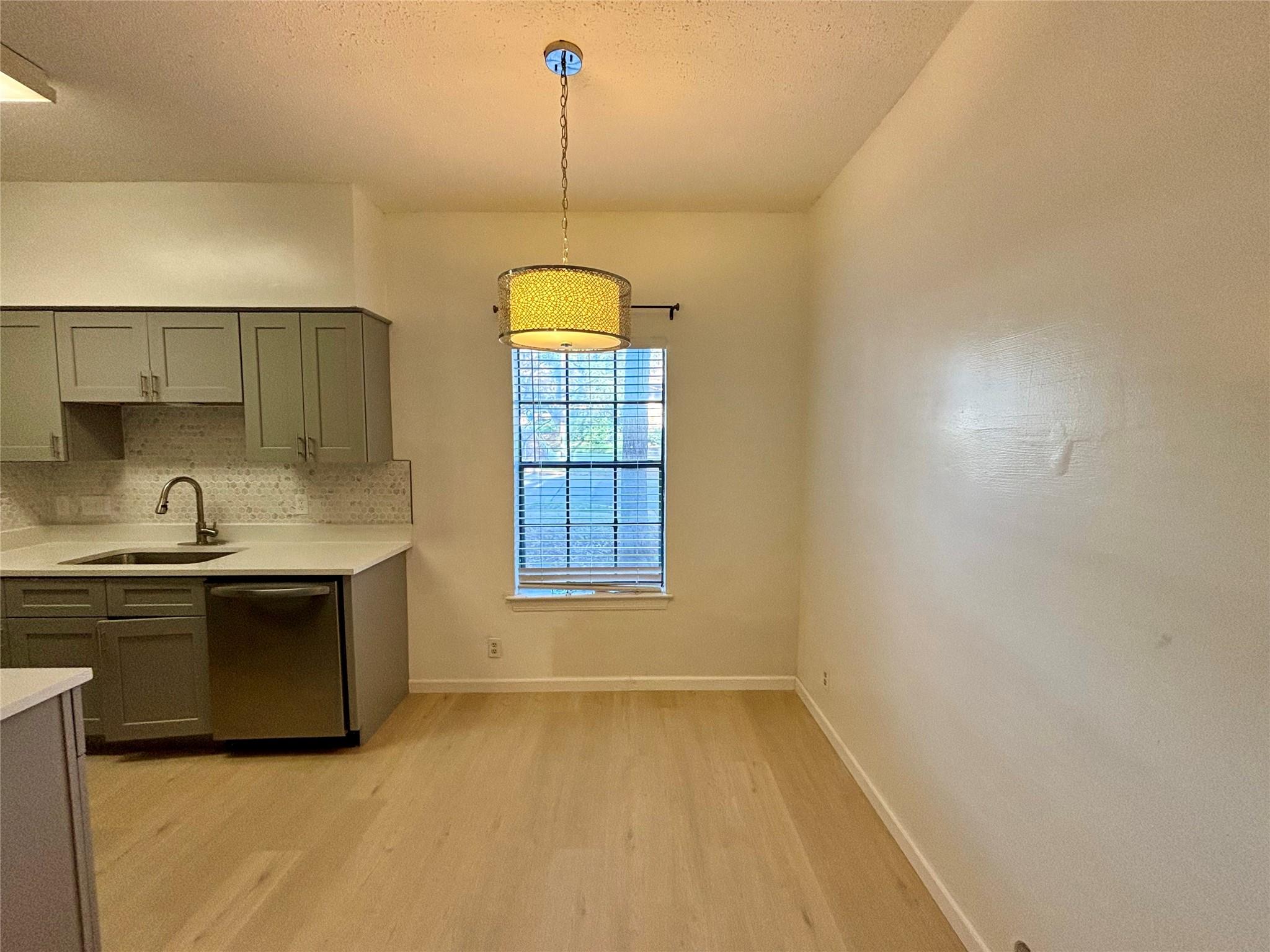 203 E 31 St # 101, Austin, TX 78705