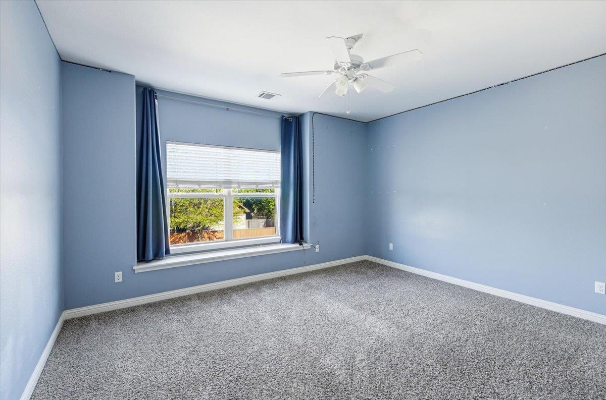 1101 Feather Reed Dr, Leander, TX 78641