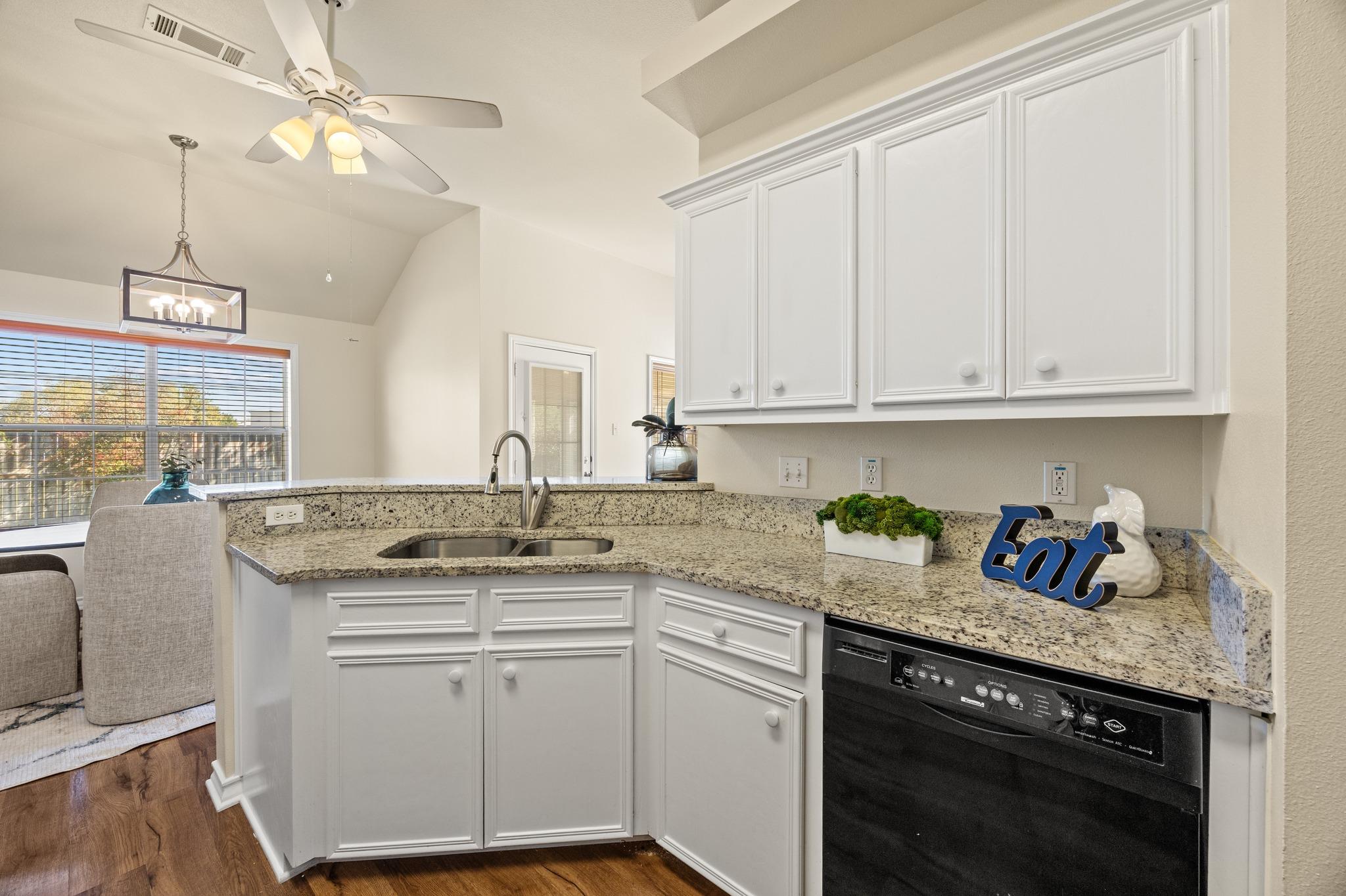 222 Village Dr, Georgetown, TX 78628