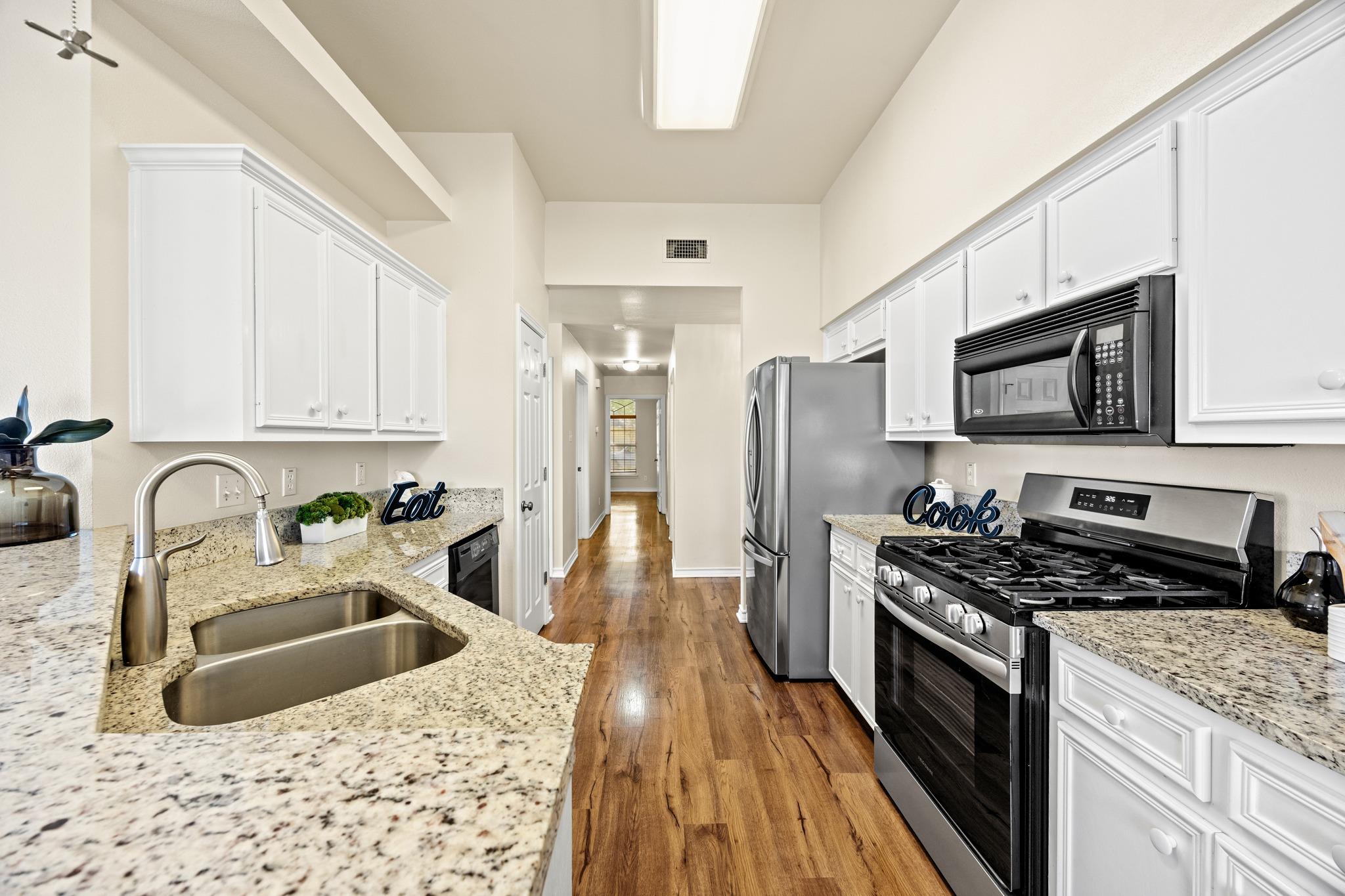 222 Village Dr, Georgetown, TX 78628