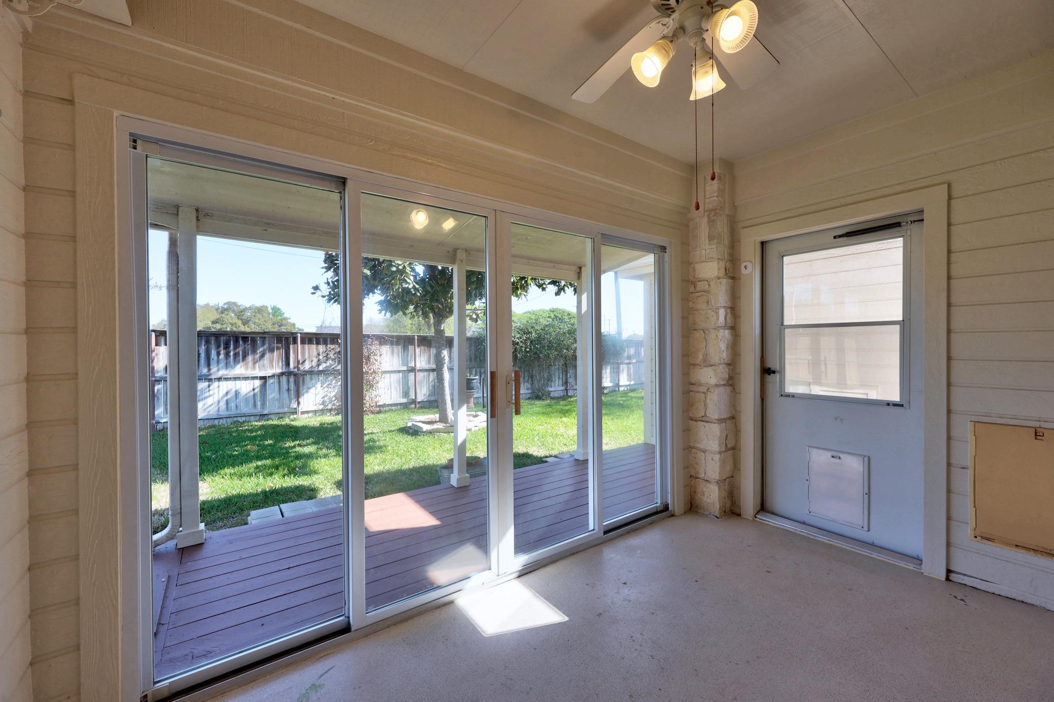 222 Village Dr, Georgetown, TX 78628