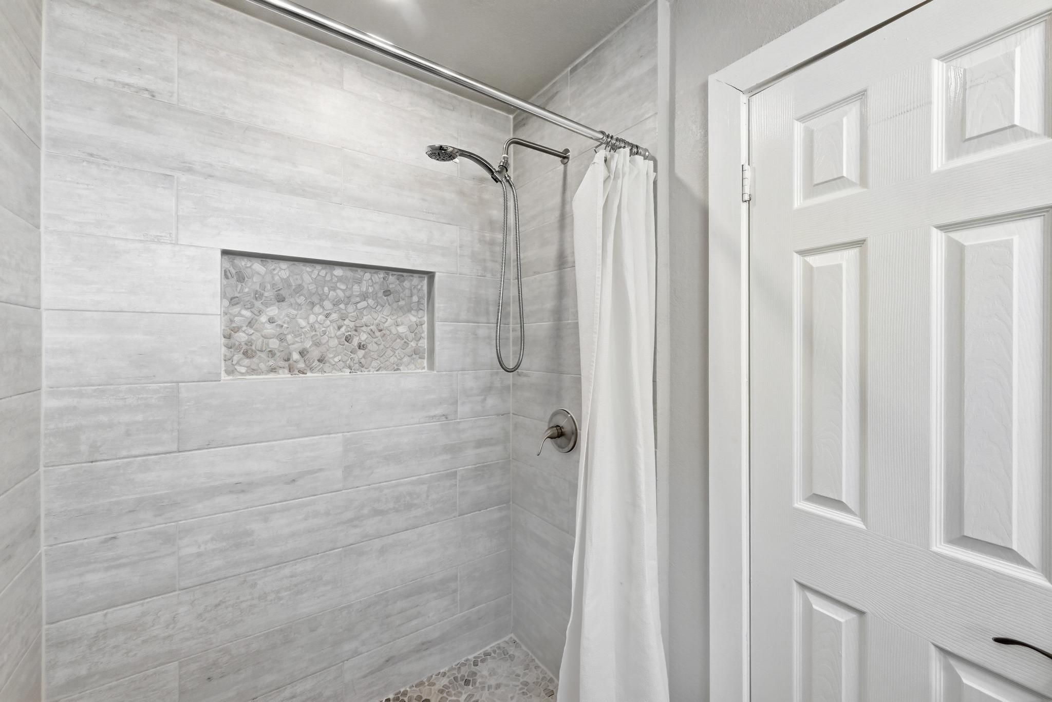 6000 Wagon Bnd, Austin, TX 78744