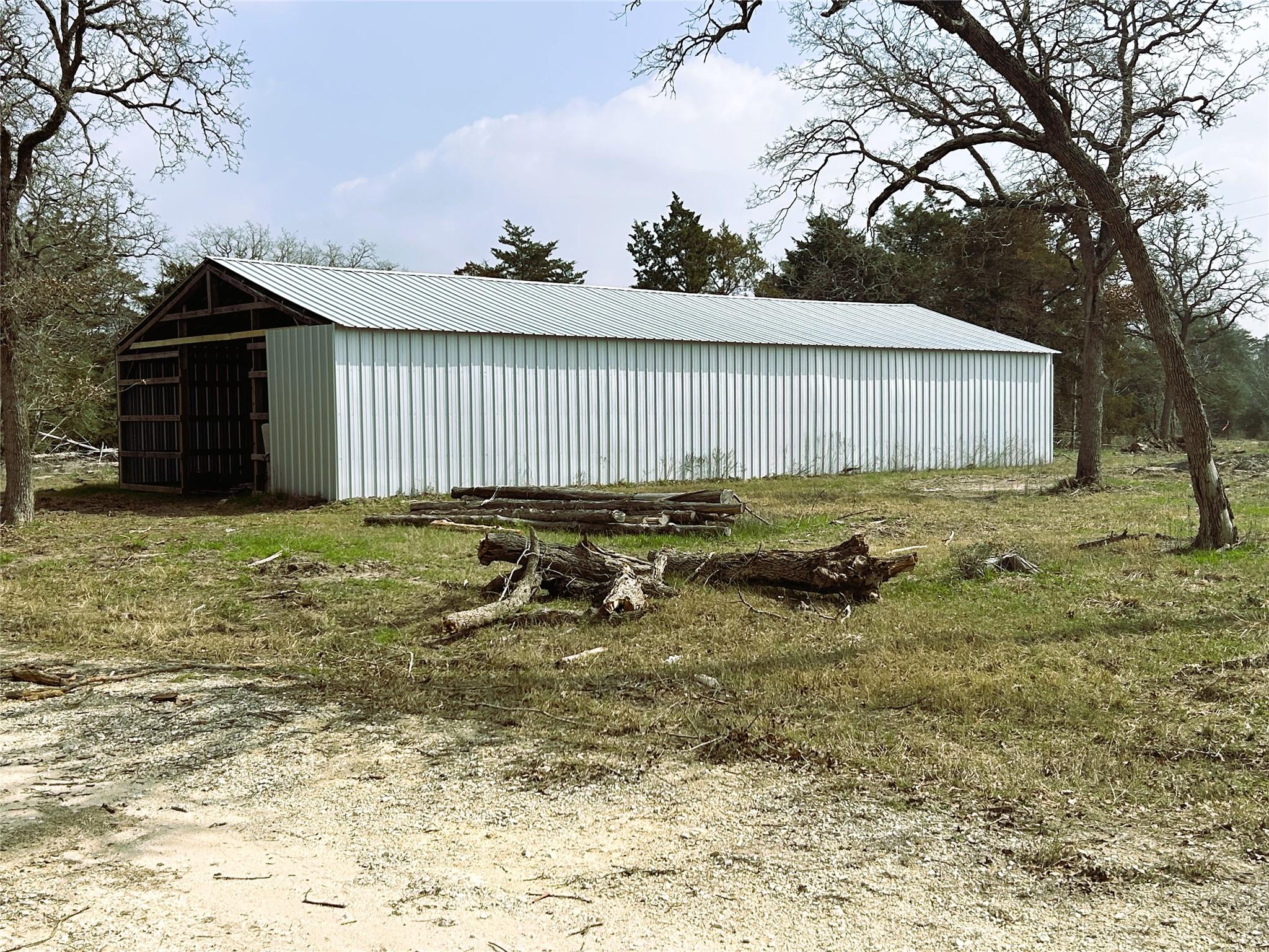 1741 Lange Rd, Ledbetter, TX 78946