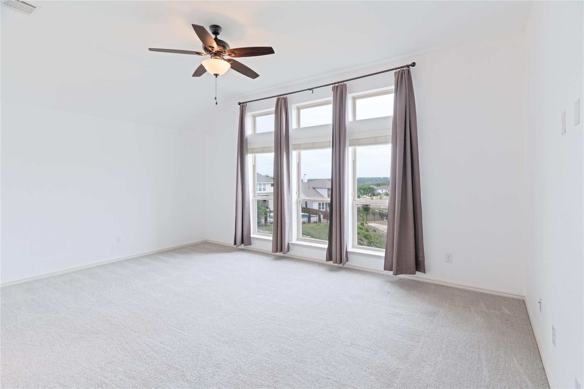 125 Saturnia Dr, Georgetown, TX 78628