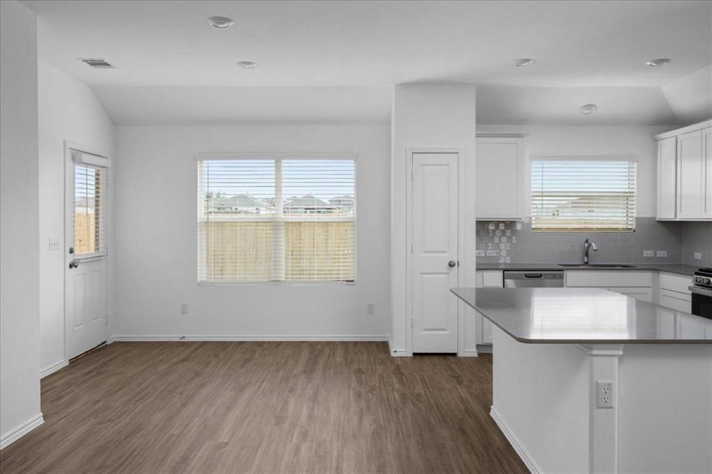 329 Escondido Cir, San Marcos, TX 78666