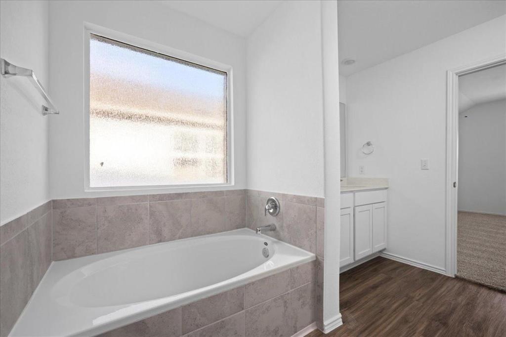 329 Escondido Cir, San Marcos, TX 78666