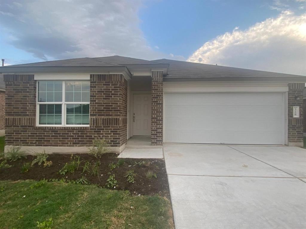 329 Escondido Cir, San Marcos, TX 78666