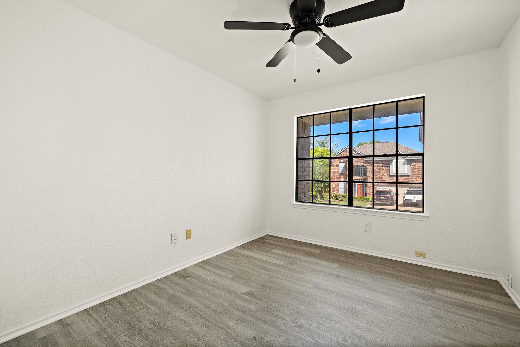 12009 Sky West Dr, Austin, TX 78758