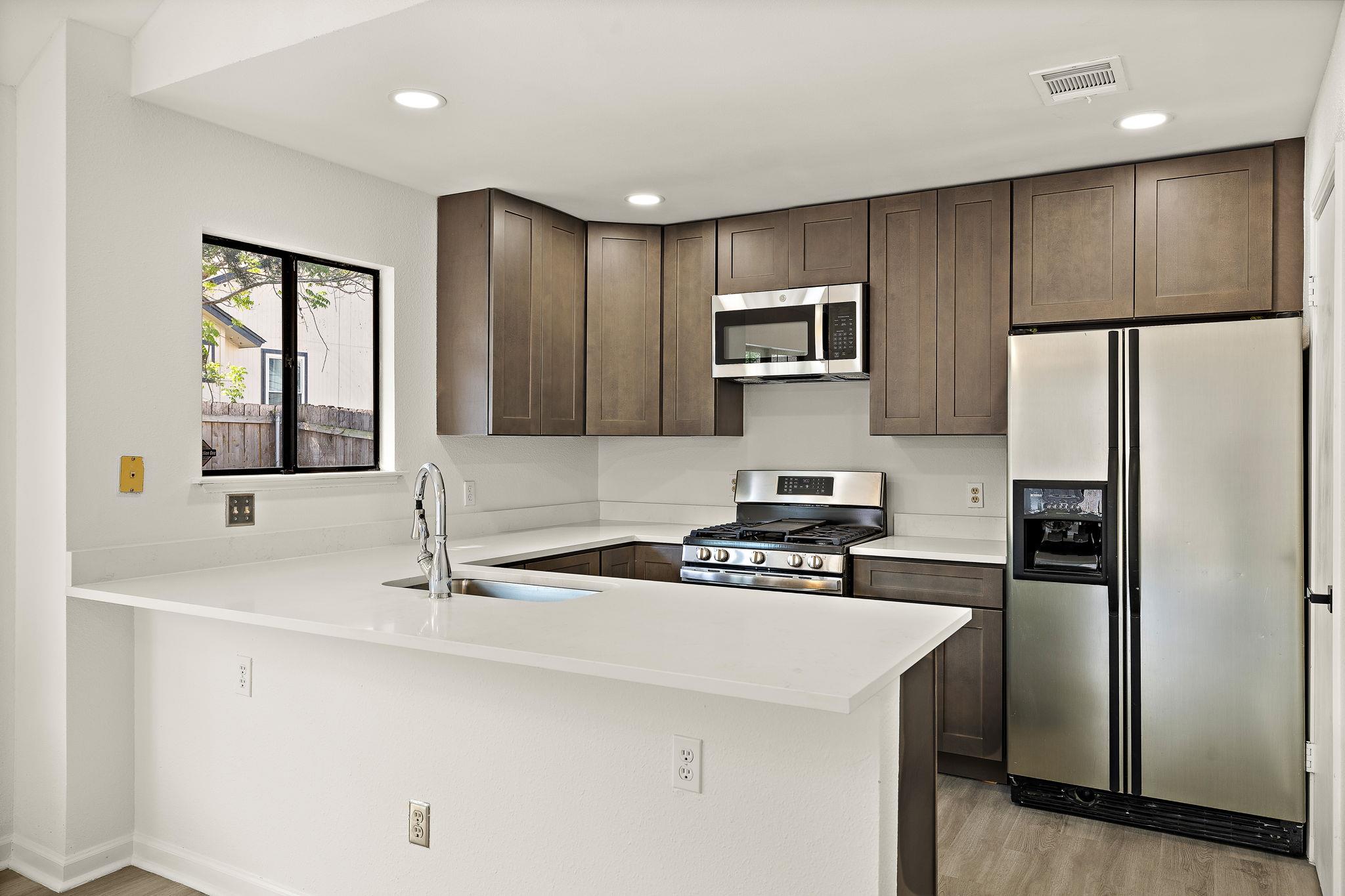 12009 Sky West Dr, Austin, TX 78758