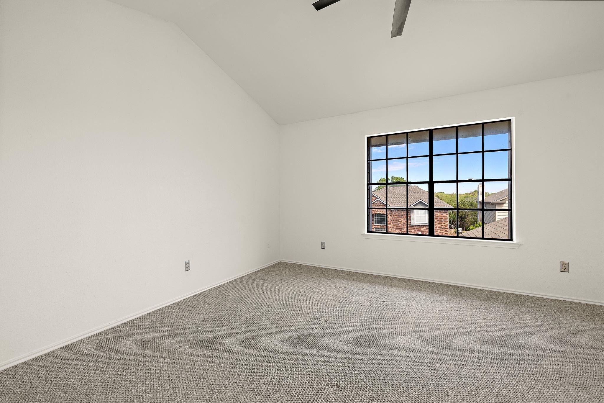 12009 Sky West Dr, Austin, TX 78758