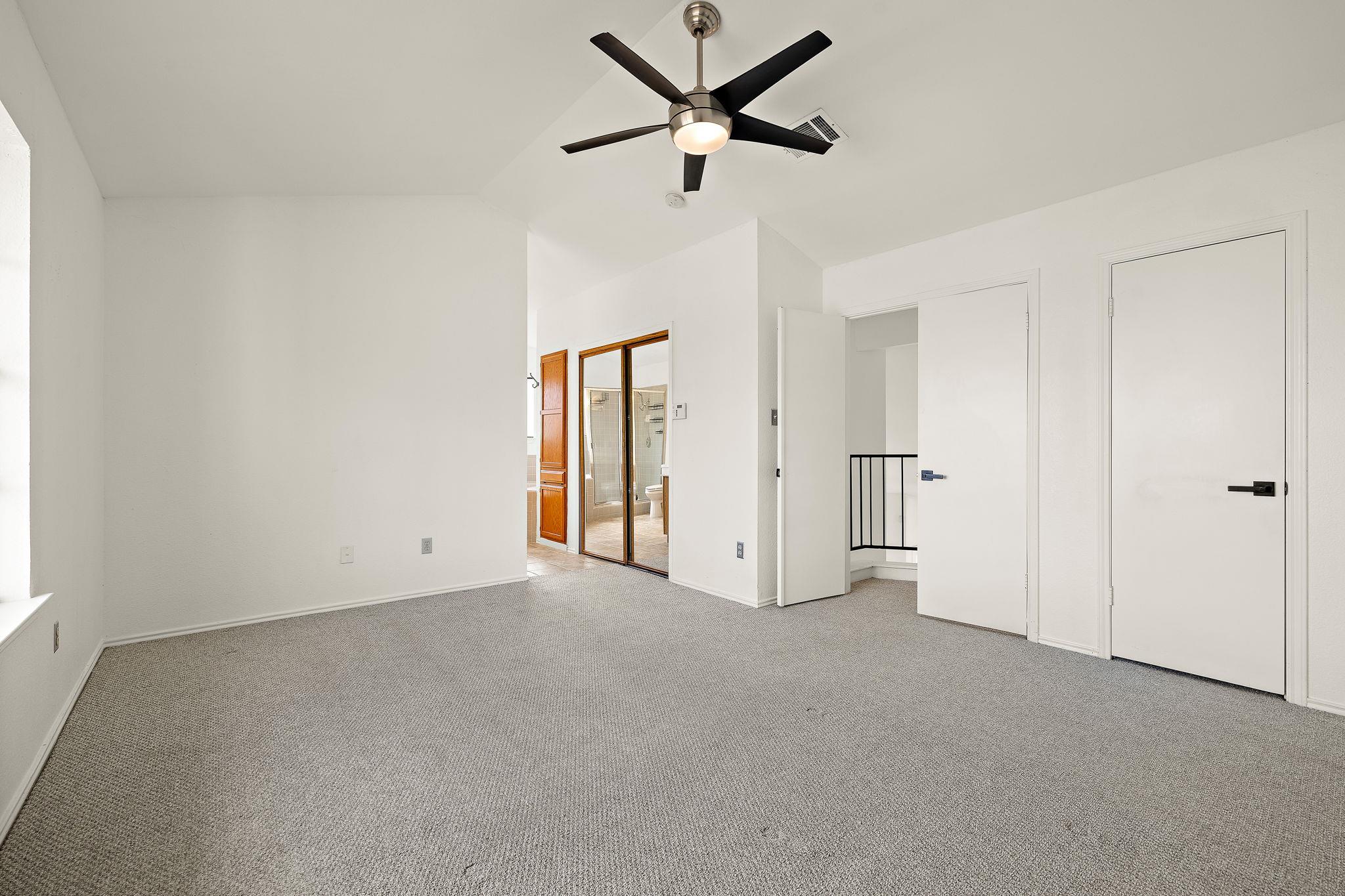 12009 Sky West Dr, Austin, TX 78758