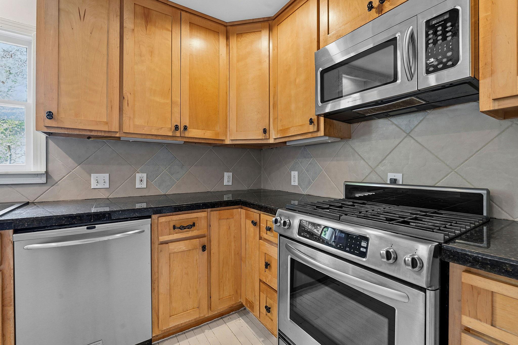 1513 W St Johns Ave, Austin, TX 78757