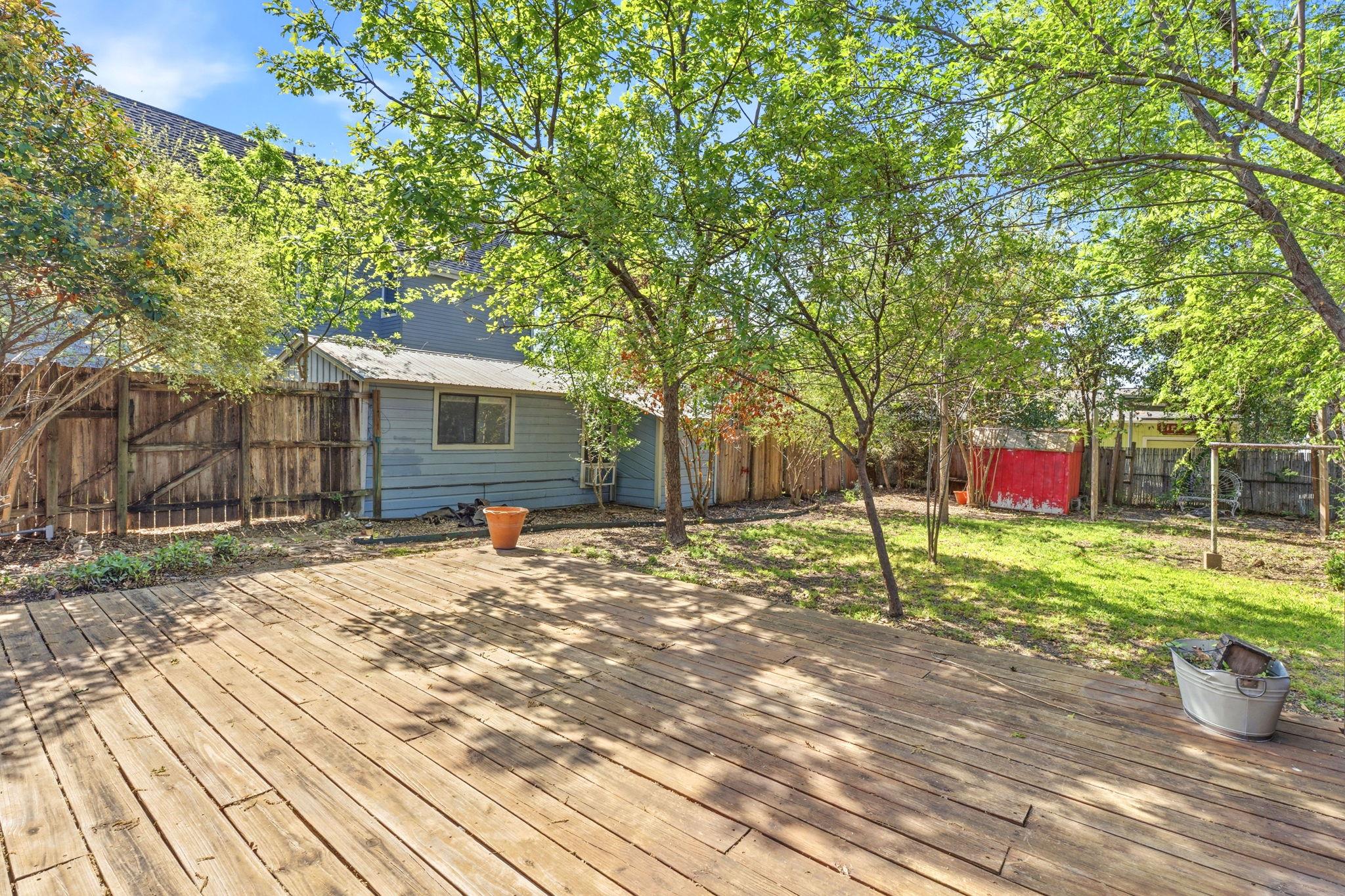 1513 W St Johns Ave, Austin, TX 78757