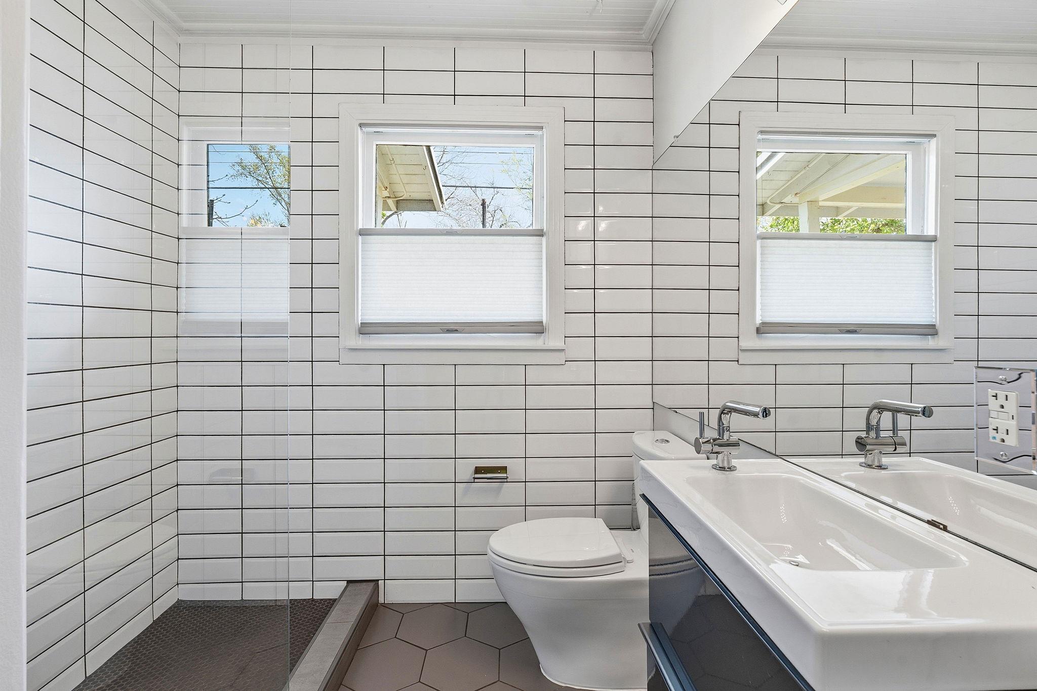 1513 W St Johns Ave, Austin, TX 78757