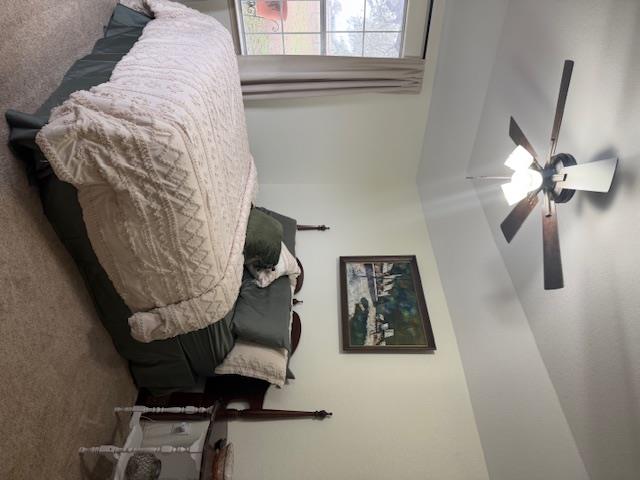 100 County Road 423, Stockdale, TX 78160