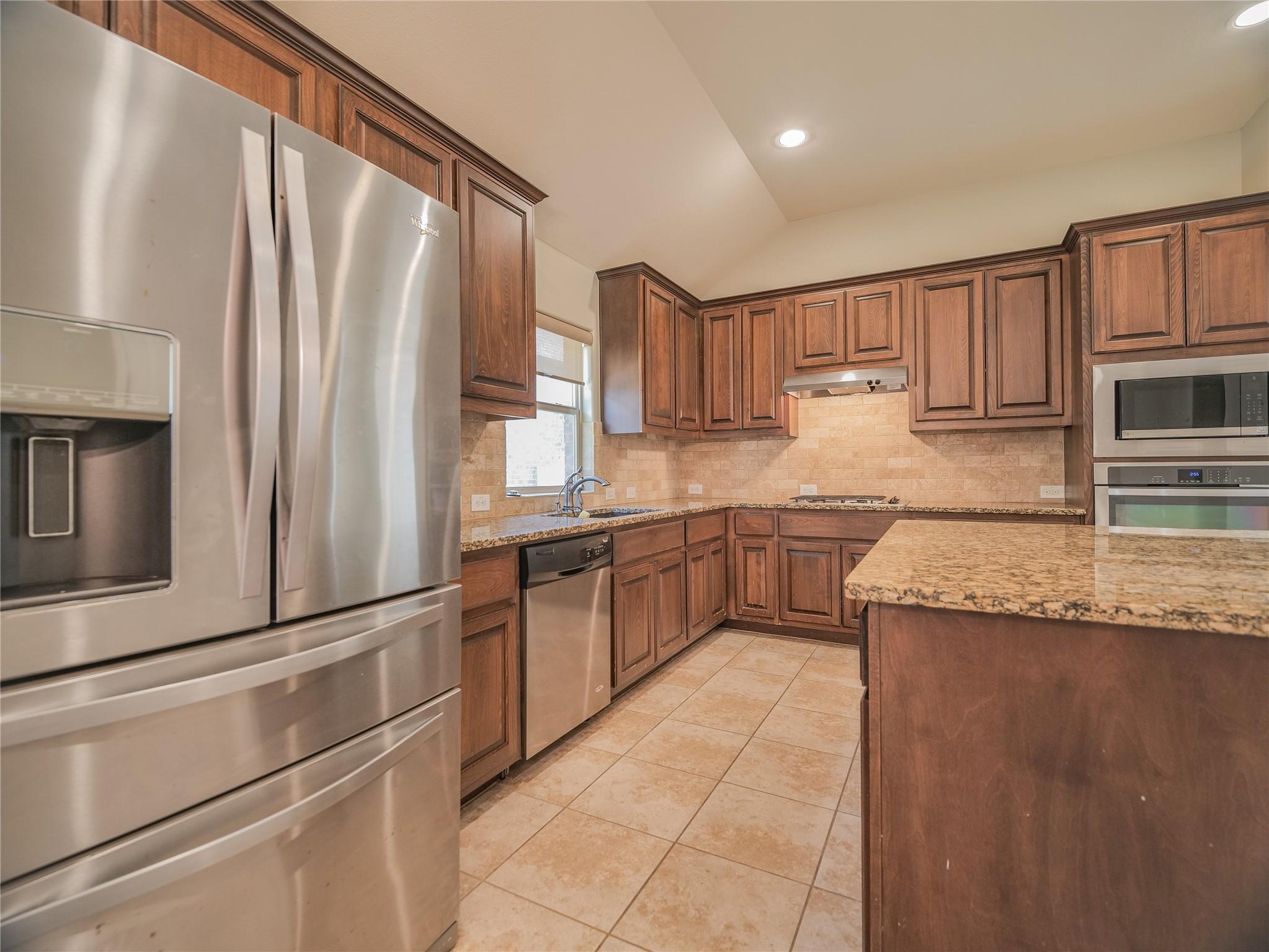 1235 Falling Hills Dr, Georgetown, TX 78628